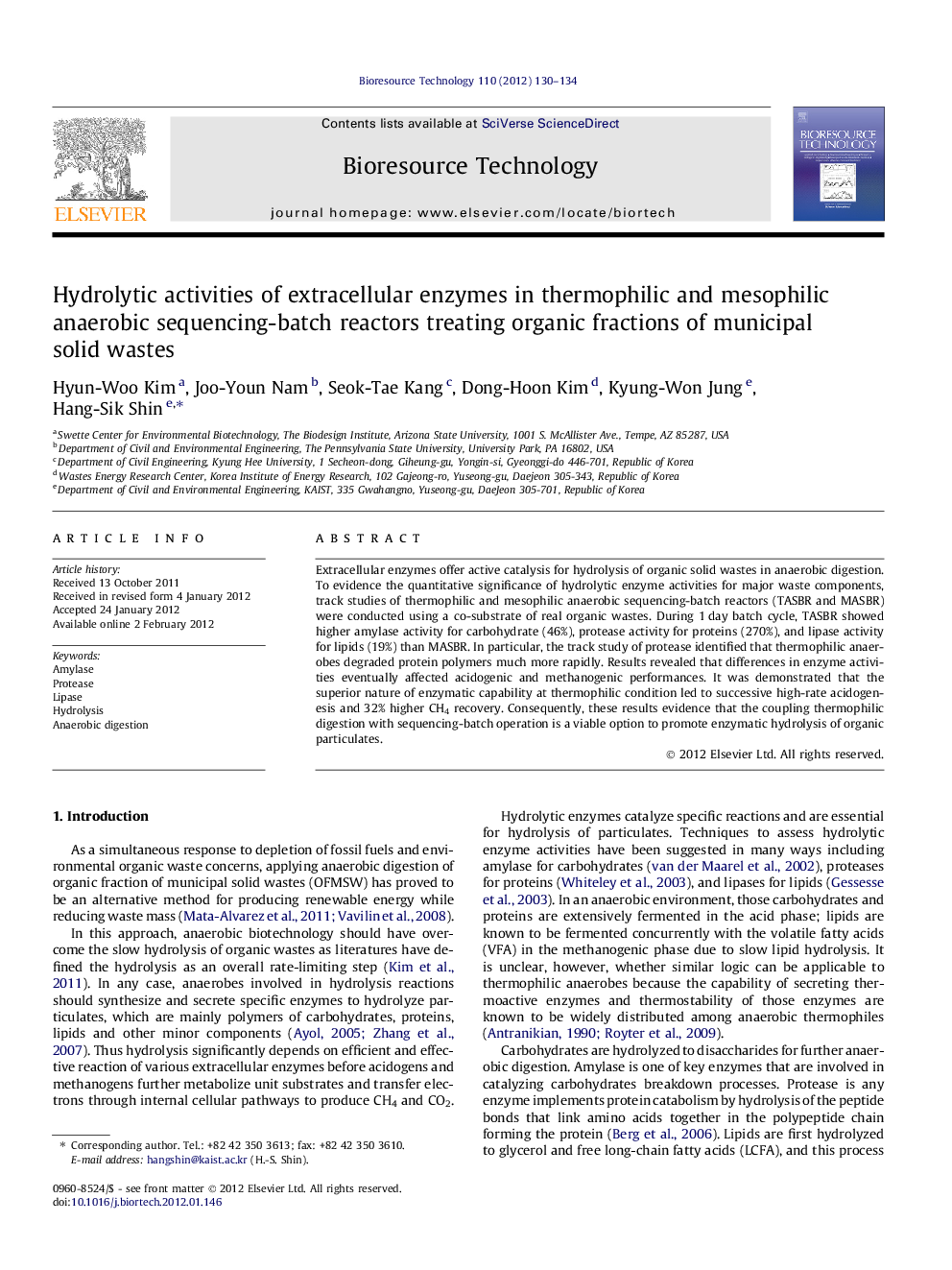 Hydrolytic activities of extracellular enzymes in thermophilic and mesophilic anaerobic sequencing-batch reactors treating organic fractions of municipal solid wastes