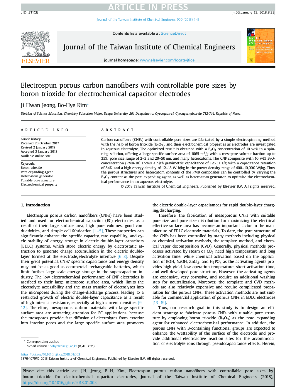 Electrospun porous carbon nanofibers with controllable pore sizes by boron trioxide for electrochemical capacitor electrodes