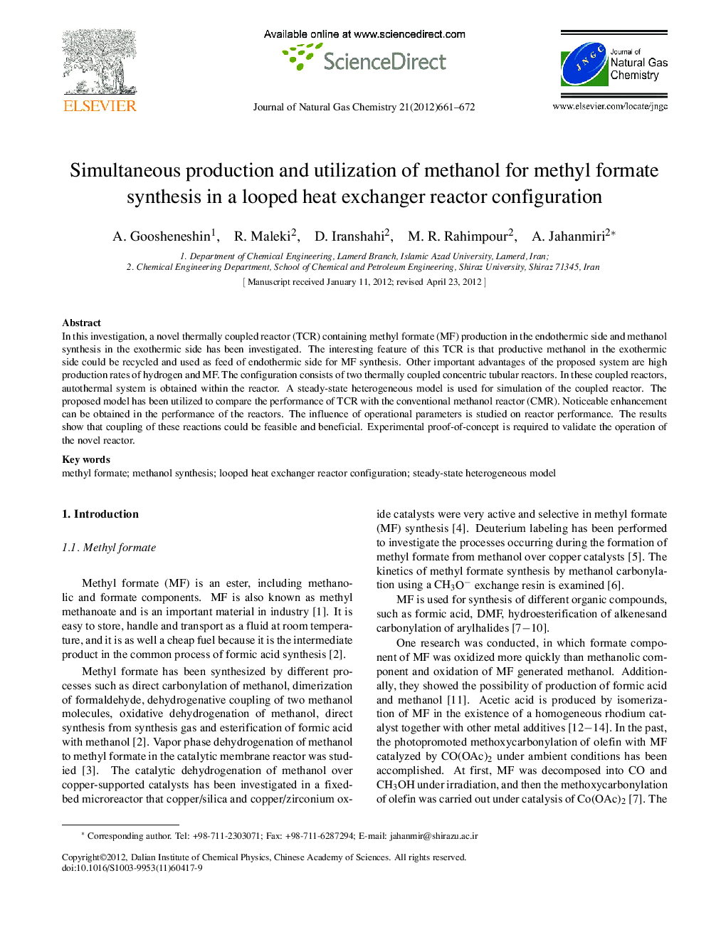 Simultaneous production and utilization of methanol for methyl formate synthesis in a looped heat exchanger reactor configuration