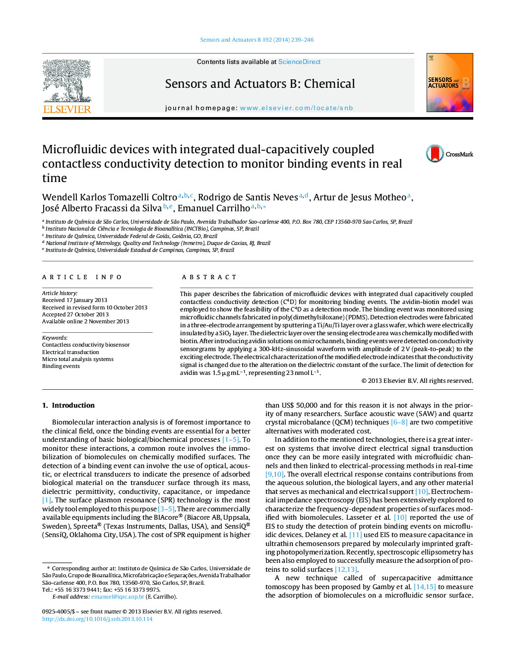 Microfluidic devices with integrated dual-capacitively coupled contactless conductivity detection to monitor binding events in real time