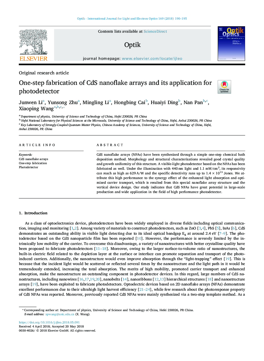 One-step fabrication of CdS nanoflake arrays and its application for photodetector