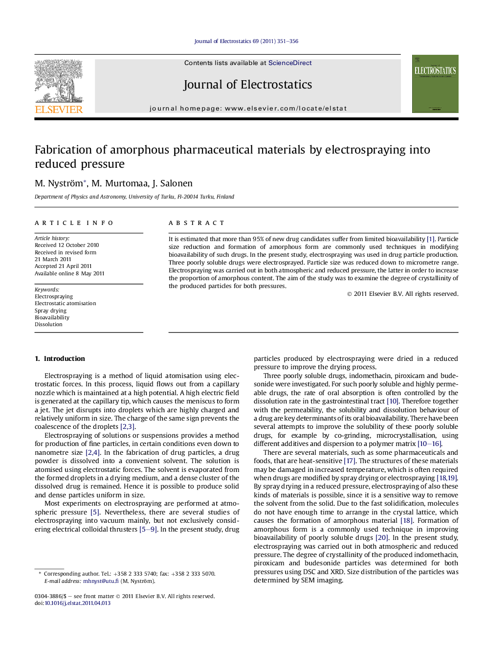 Fabrication of amorphous pharmaceutical materials by electrospraying into reduced pressure