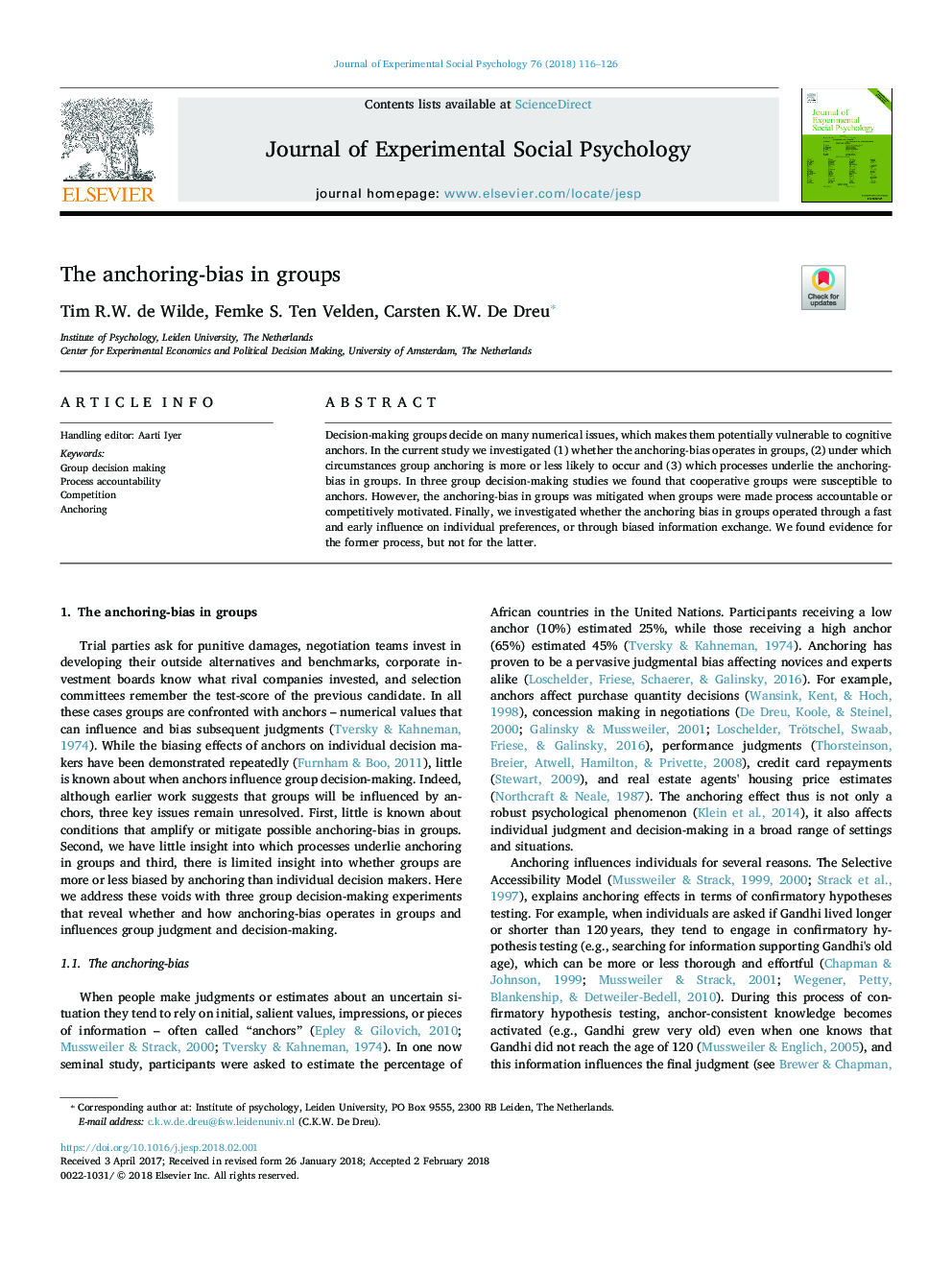 The anchoring-bias in groups