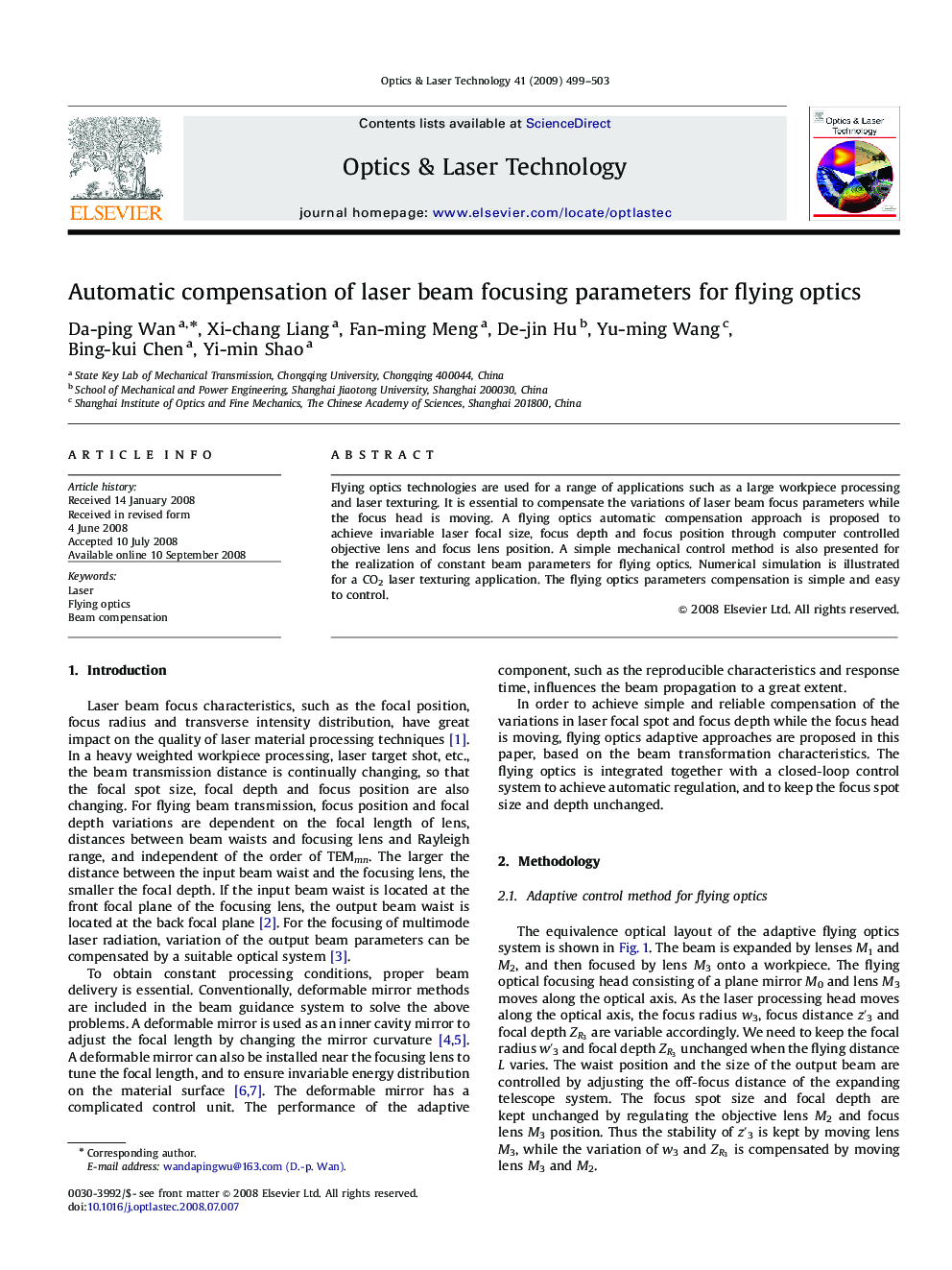 Automatic compensation of laser beam focusing parameters for flying optics