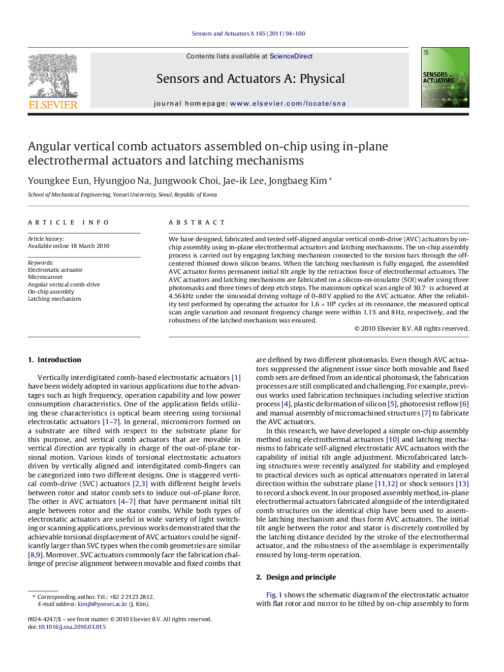 Angular vertical comb actuators assembled on-chip using in-plane electrothermal actuators and latching mechanisms