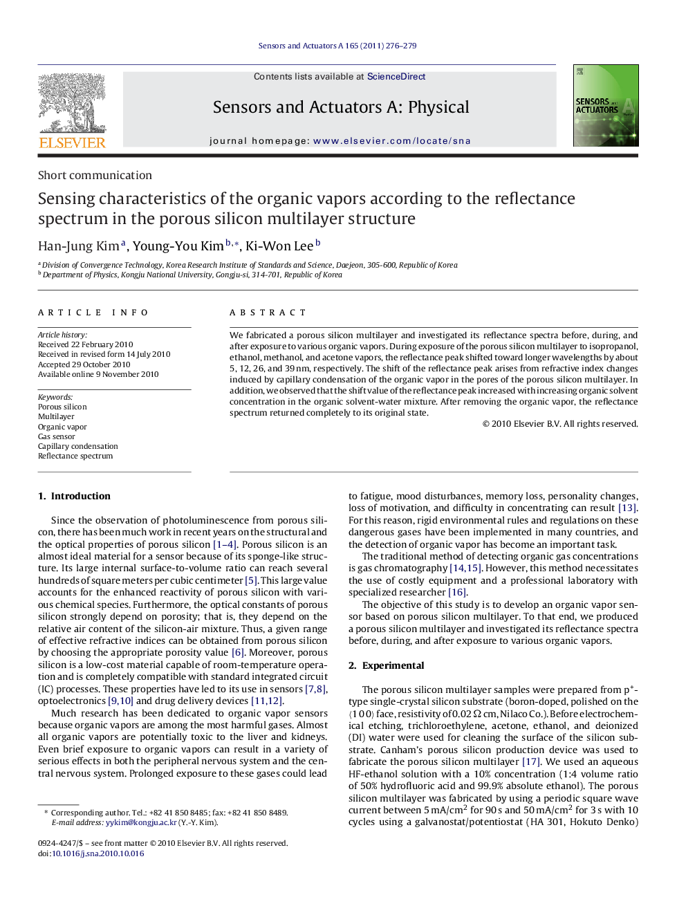 Sensing characteristics of the organic vapors according to the reflectance spectrum in the porous silicon multilayer structure