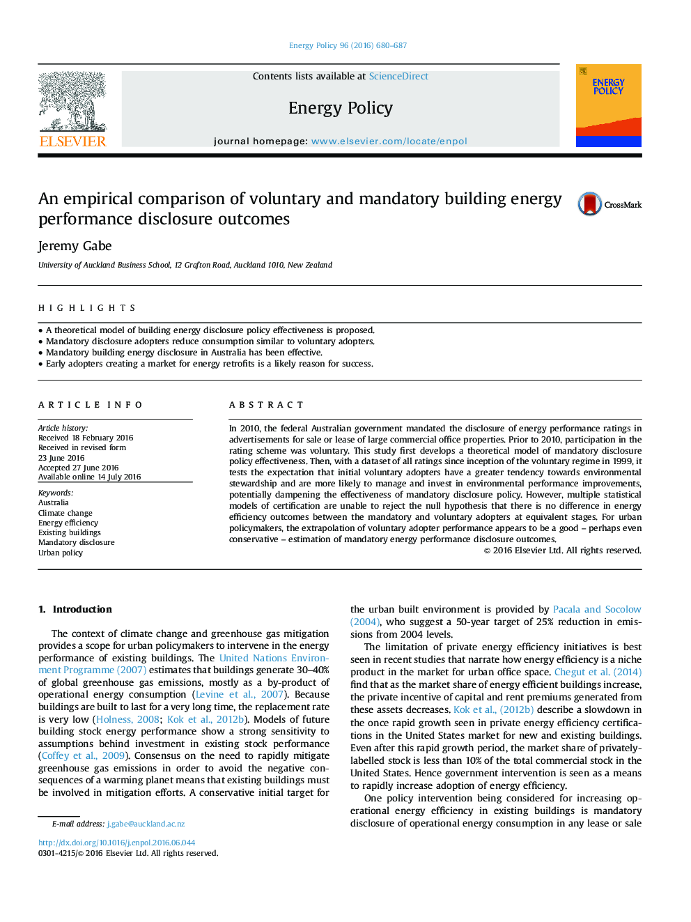 An empirical comparison of voluntary and mandatory building energy performance disclosure outcomes