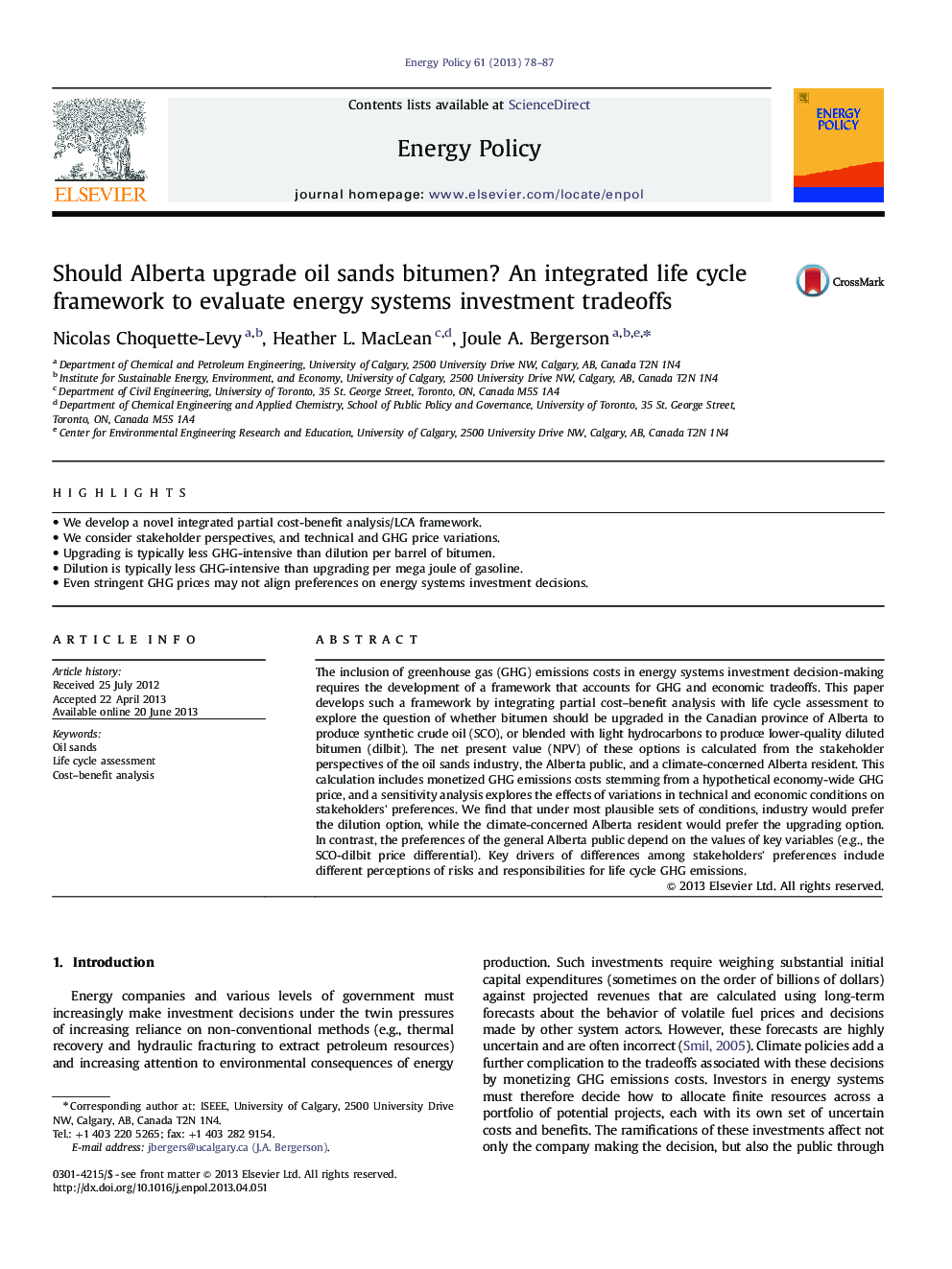 Should Alberta upgrade oil sands bitumen? An integrated life cycle framework to evaluate energy systems investment tradeoffs