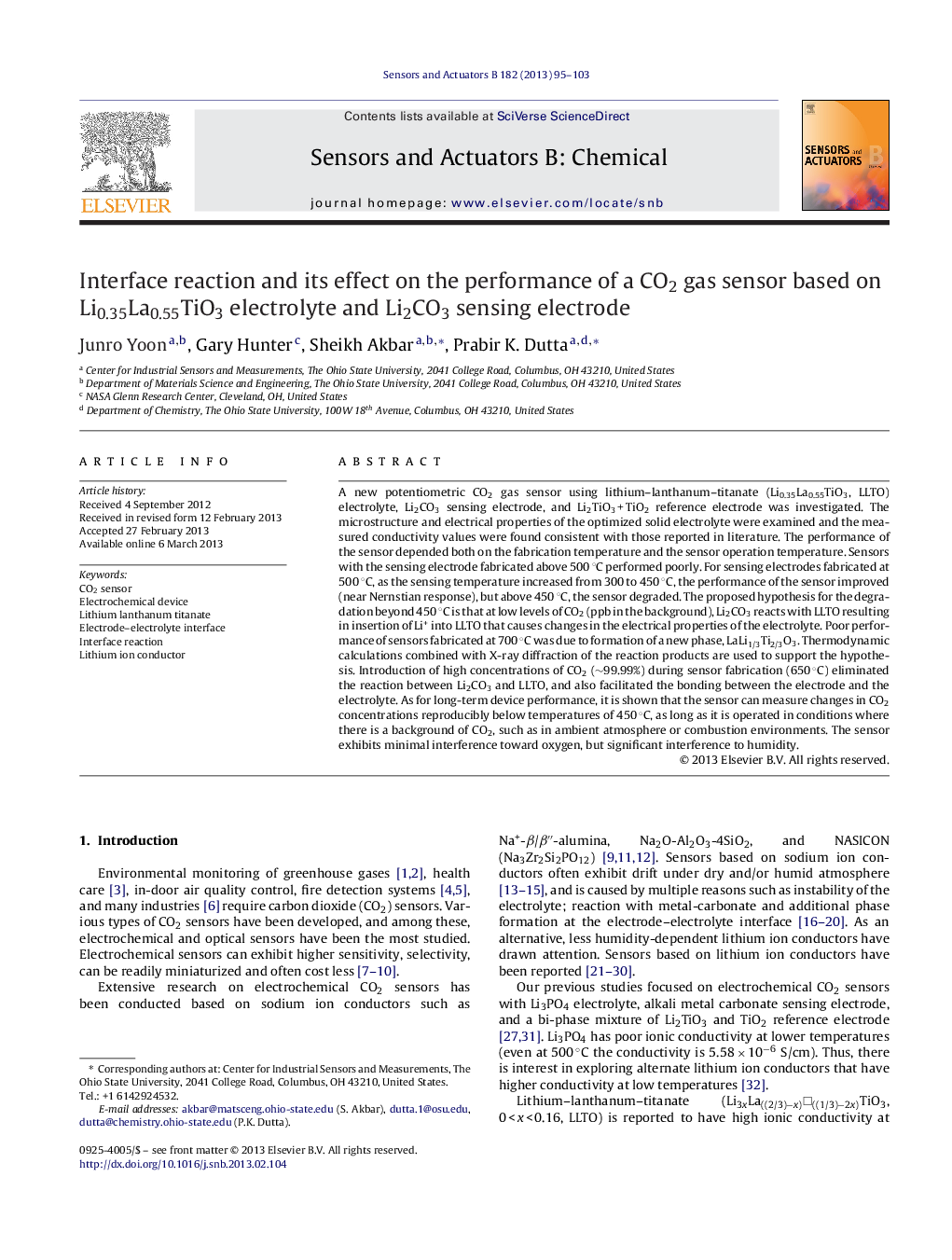 Interface reaction and its effect on the performance of a CO2 gas sensor based on Li0.35La0.55TiO3 electrolyte and Li2CO3 sensing electrode