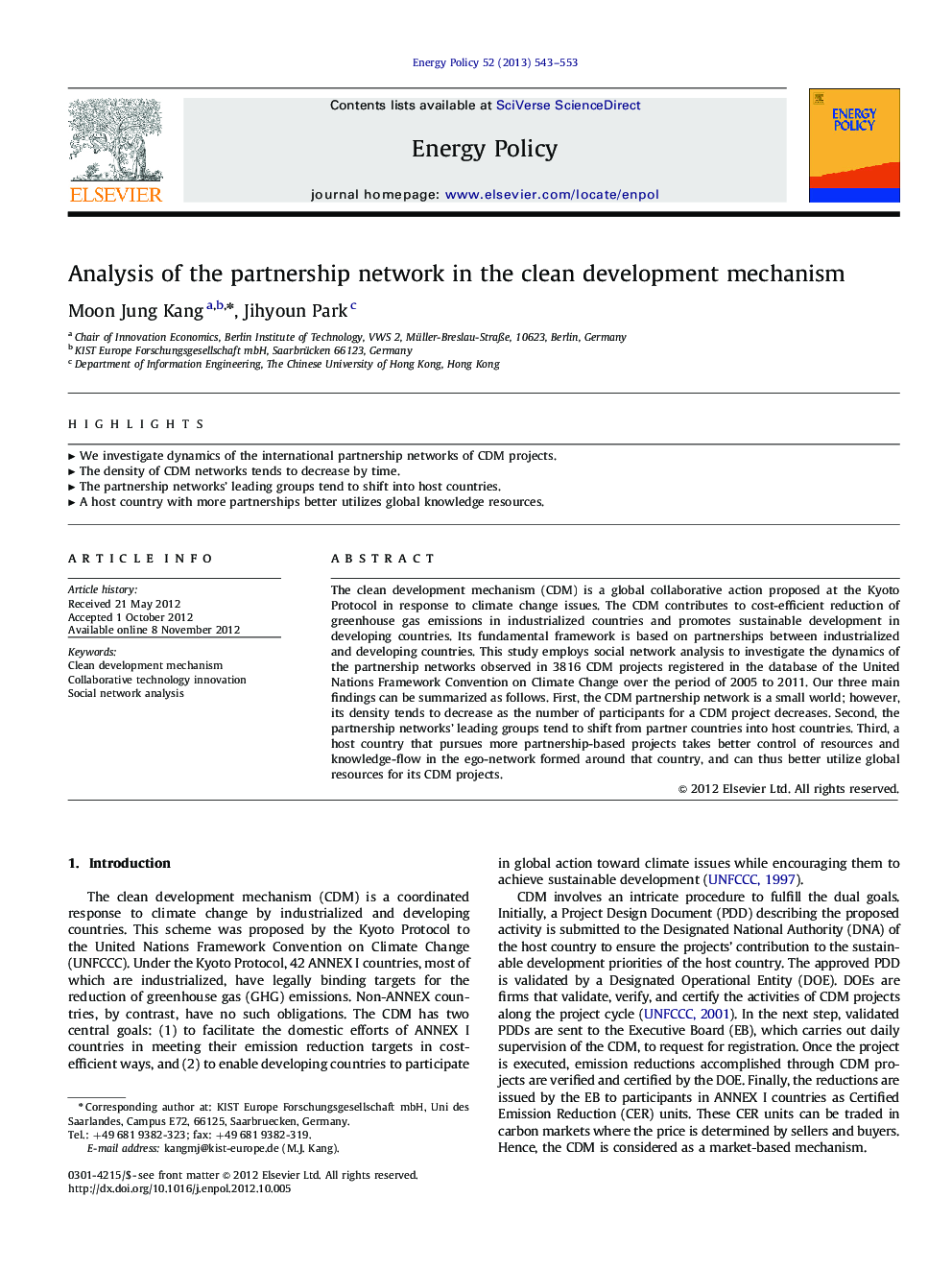 Analysis of the partnership network in the clean development mechanism