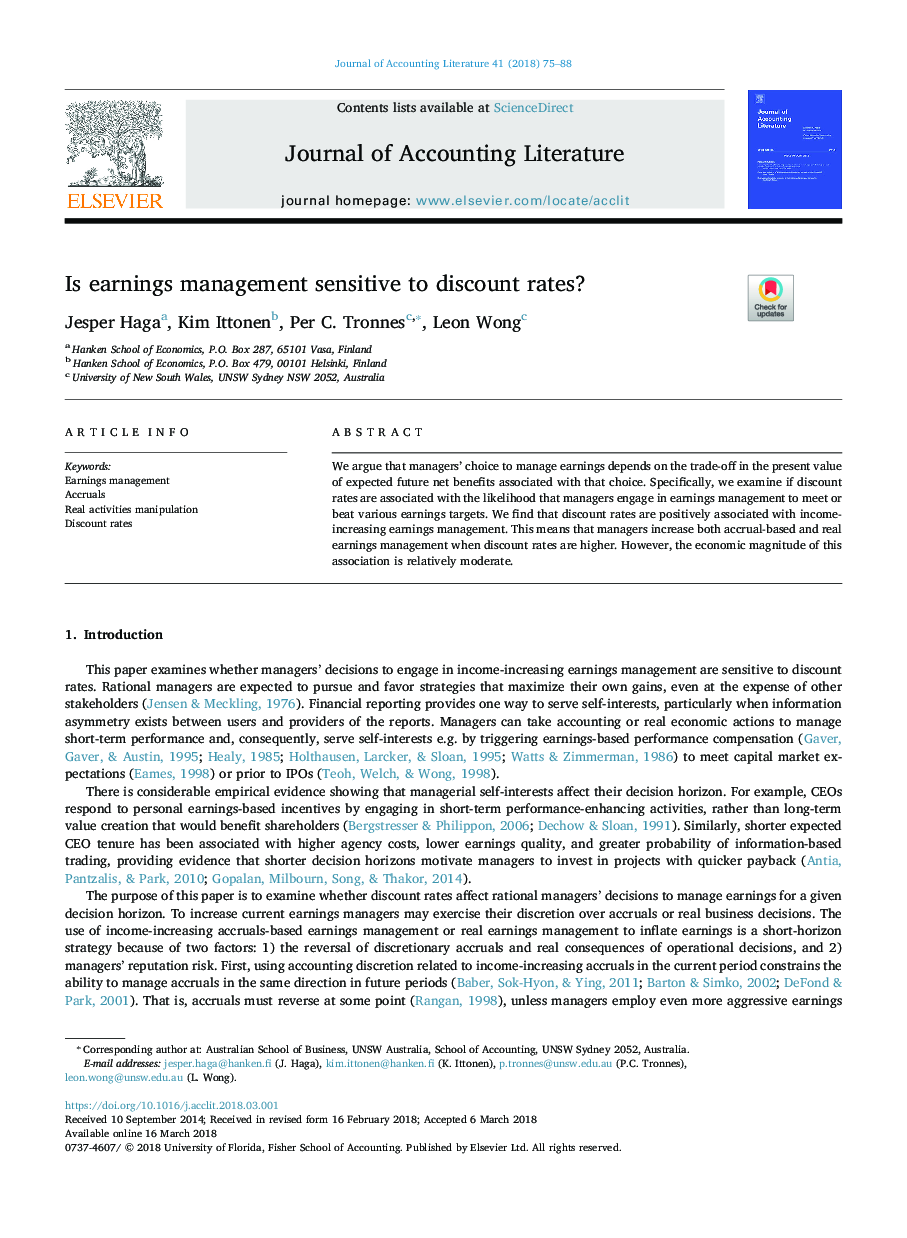 Is earnings management sensitive to discount rates?