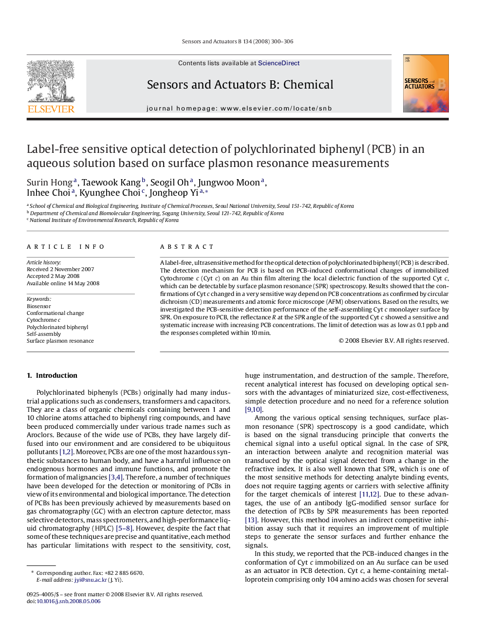 Label-free sensitive optical detection of polychlorinated biphenyl (PCB) in an aqueous solution based on surface plasmon resonance measurements