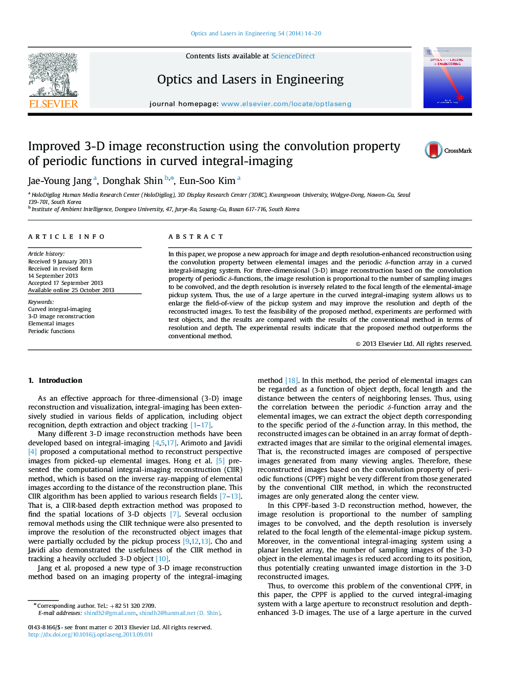 Improved 3-D image reconstruction using the convolution property of periodic functions in curved integral-imaging