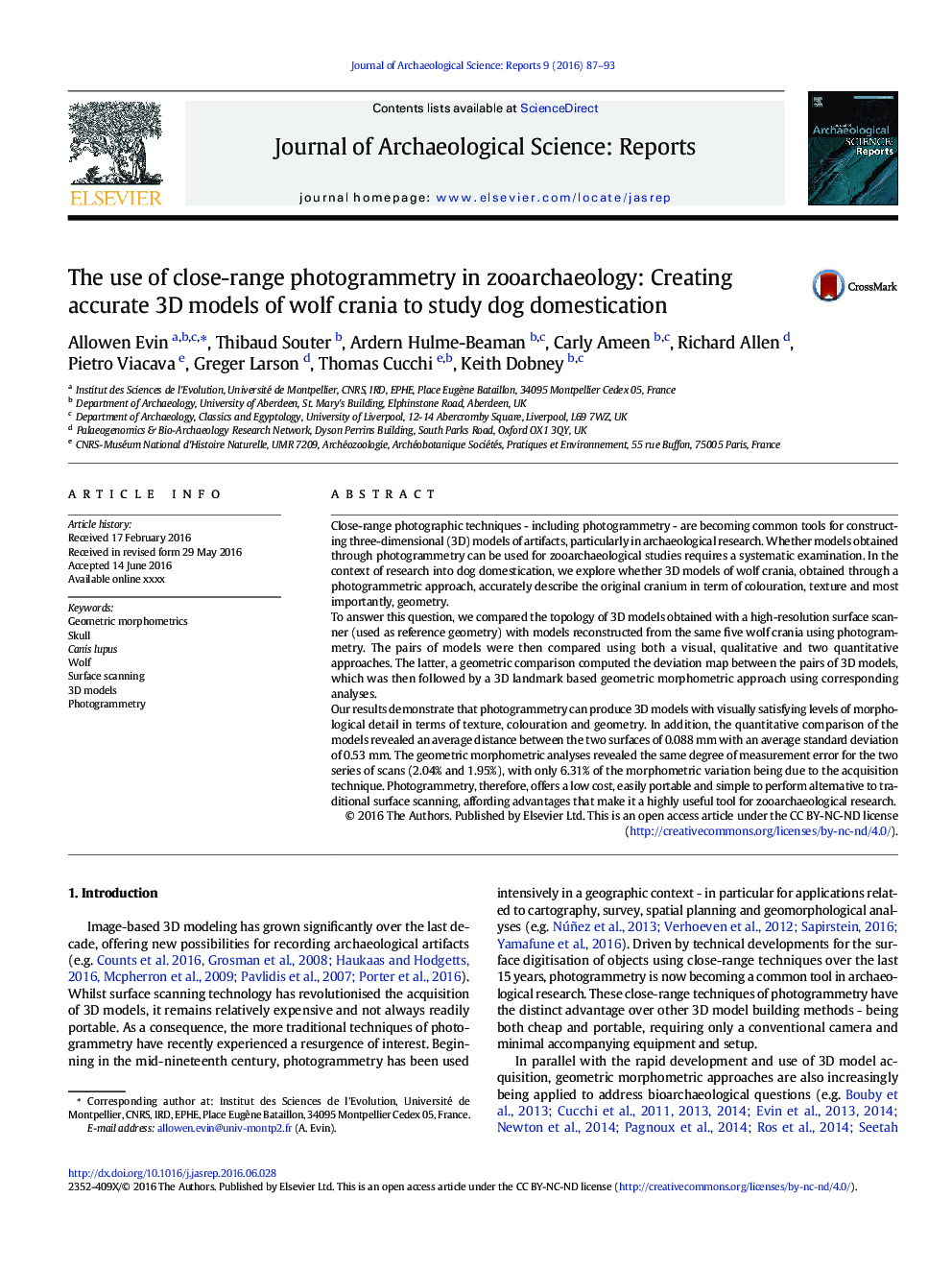 The use of close-range photogrammetry in zooarchaeology: Creating accurate 3D models of wolf crania to study dog domestication