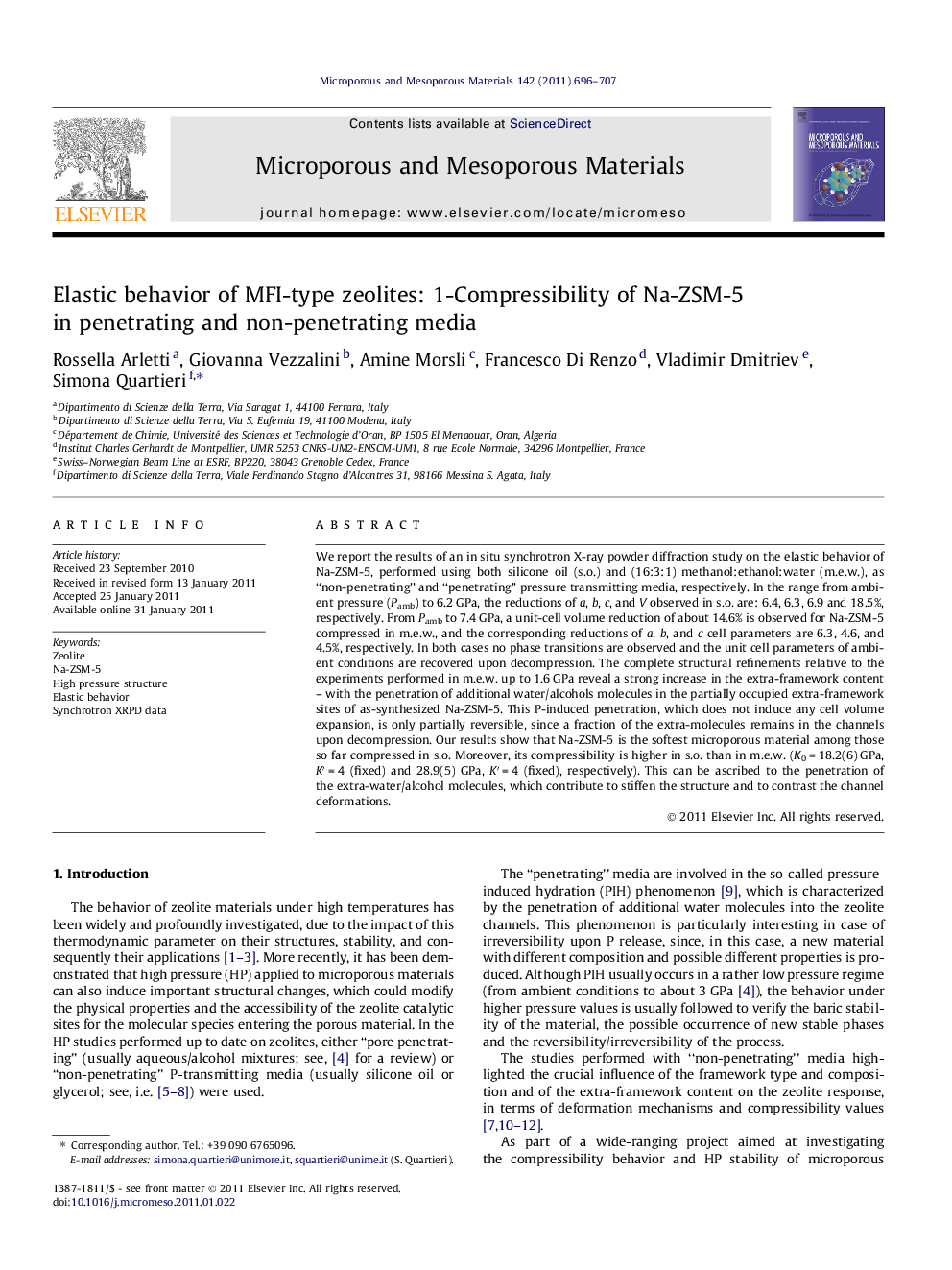 Elastic behavior of MFI-type zeolites: 1-Compressibility of Na-ZSM-5 in penetrating and non-penetrating media