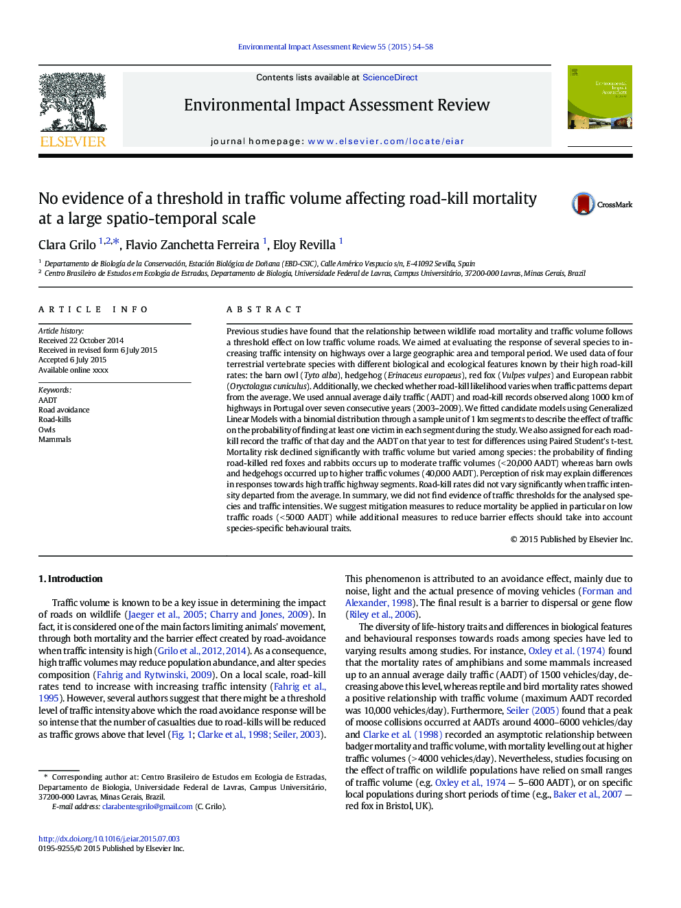 No evidence of a threshold in traffic volume affecting road-kill mortality at a large spatio-temporal scale