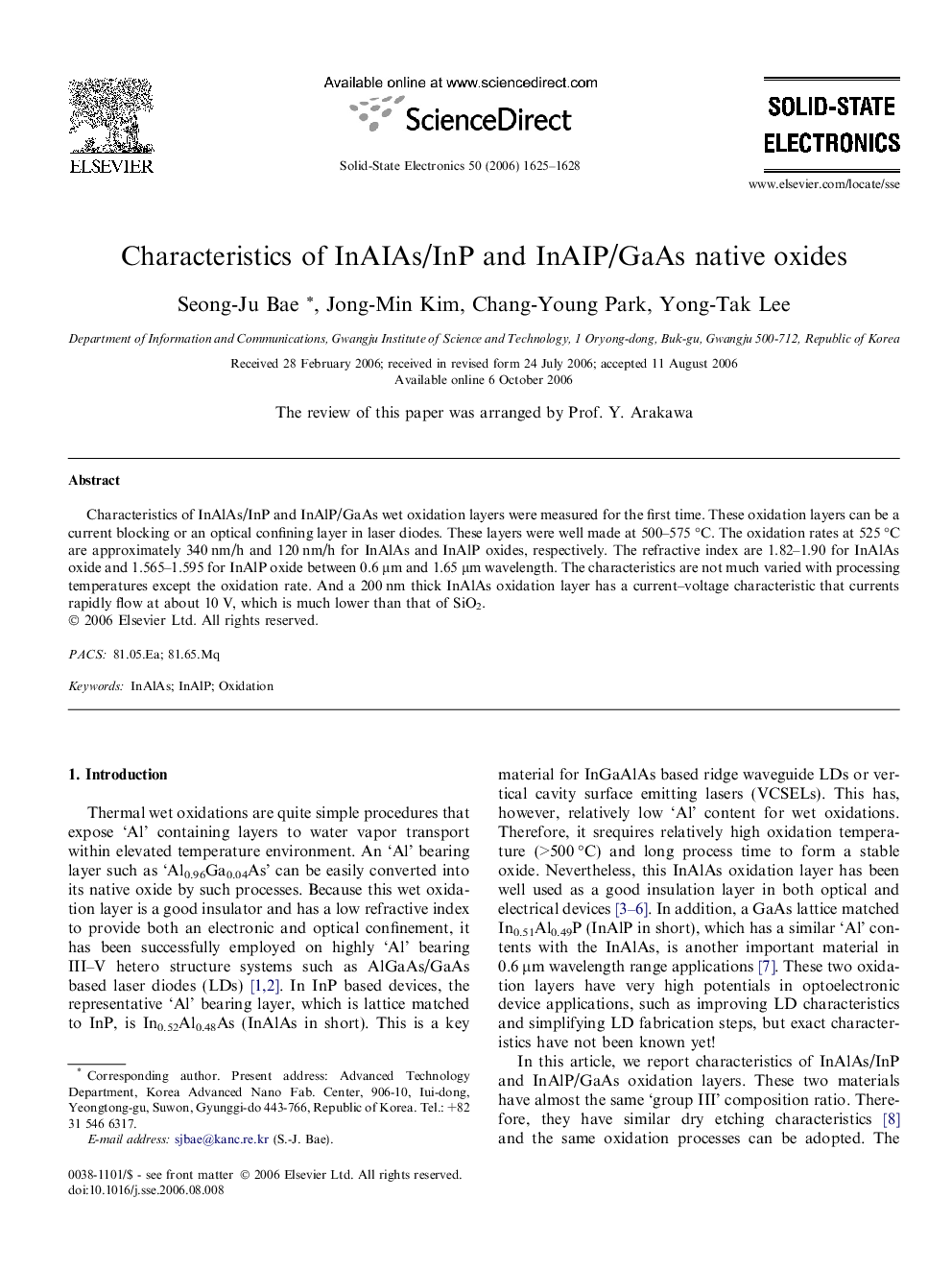 Characteristics of InAIAs/InP and InAIP/GaAs native oxides