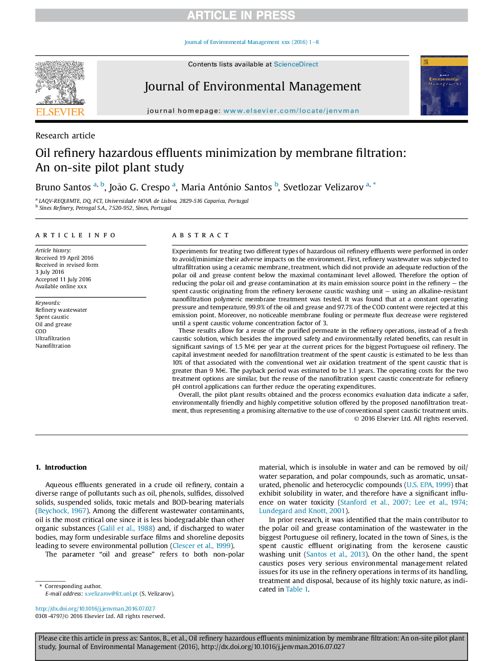 Oil refinery hazardous effluents minimization by membrane filtration: An on-site pilot plant study