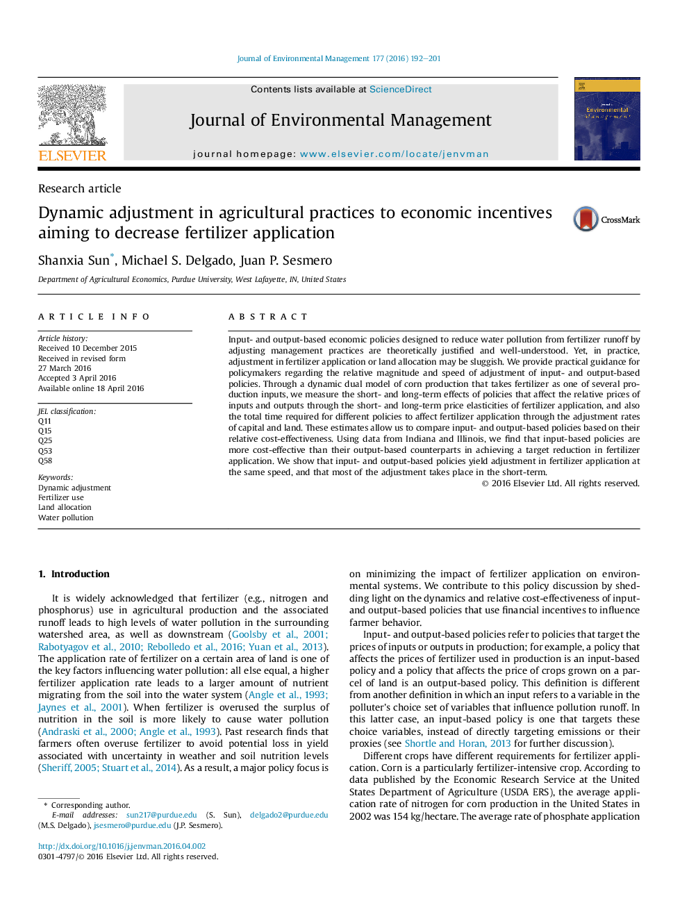 Dynamic adjustment in agricultural practices to economic incentives aiming to decrease fertilizer application