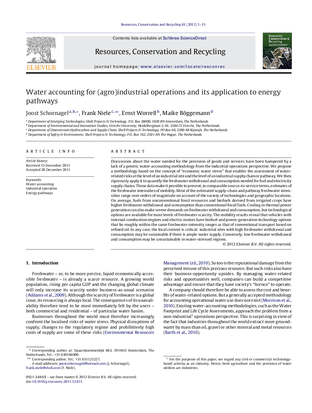 Water accounting for (agro)industrial operations and its application to energy pathways