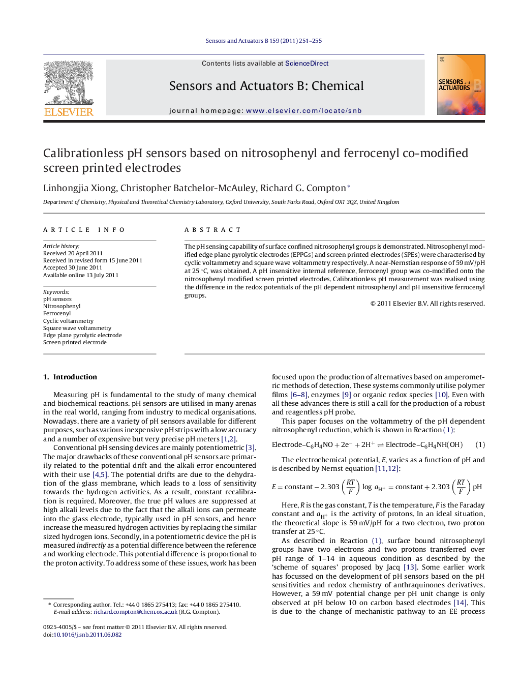 Calibrationless pH sensors based on nitrosophenyl and ferrocenyl co-modified screen printed electrodes