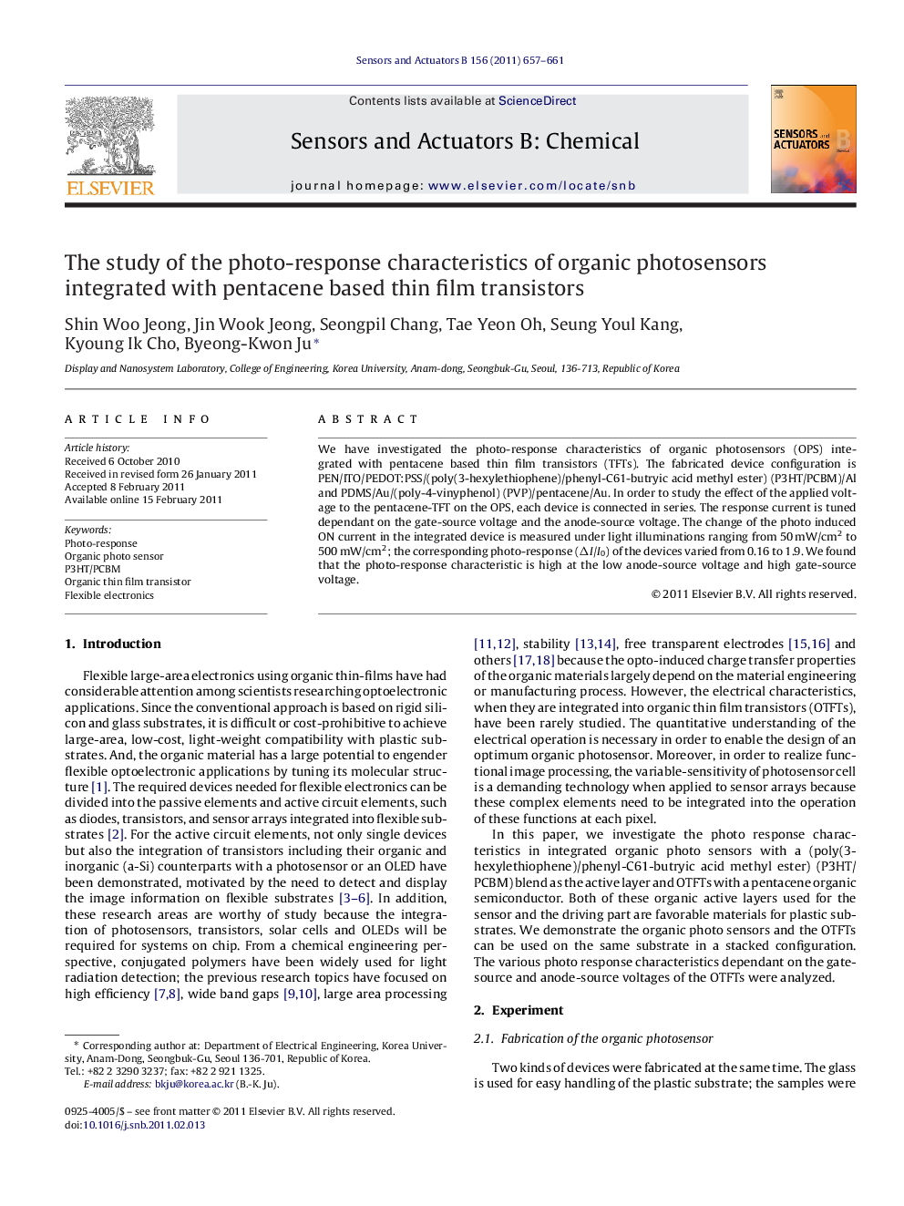 The study of the photo-response characteristics of organic photosensors integrated with pentacene based thin film transistors