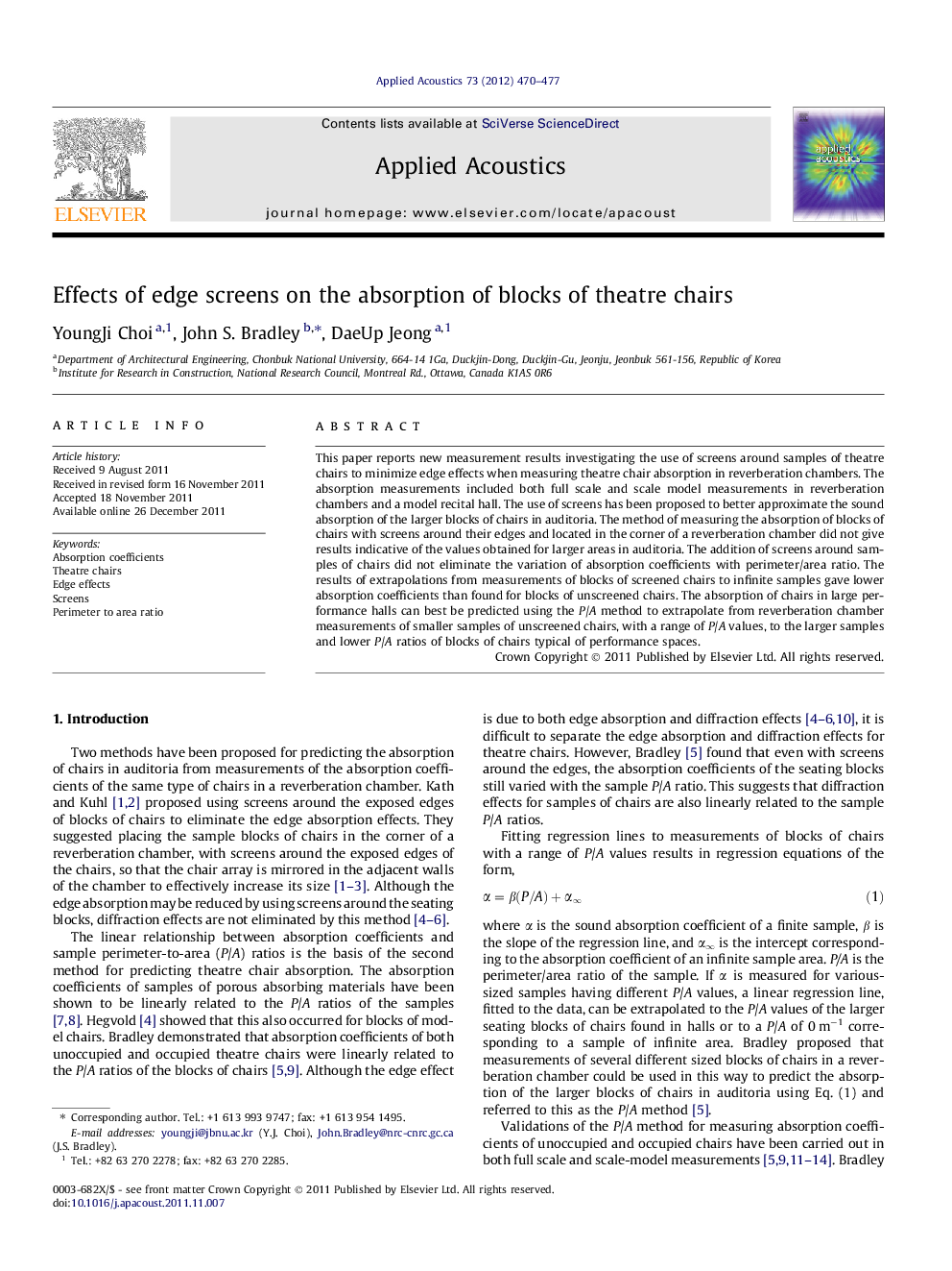 Effects of edge screens on the absorption of blocks of theatre chairs