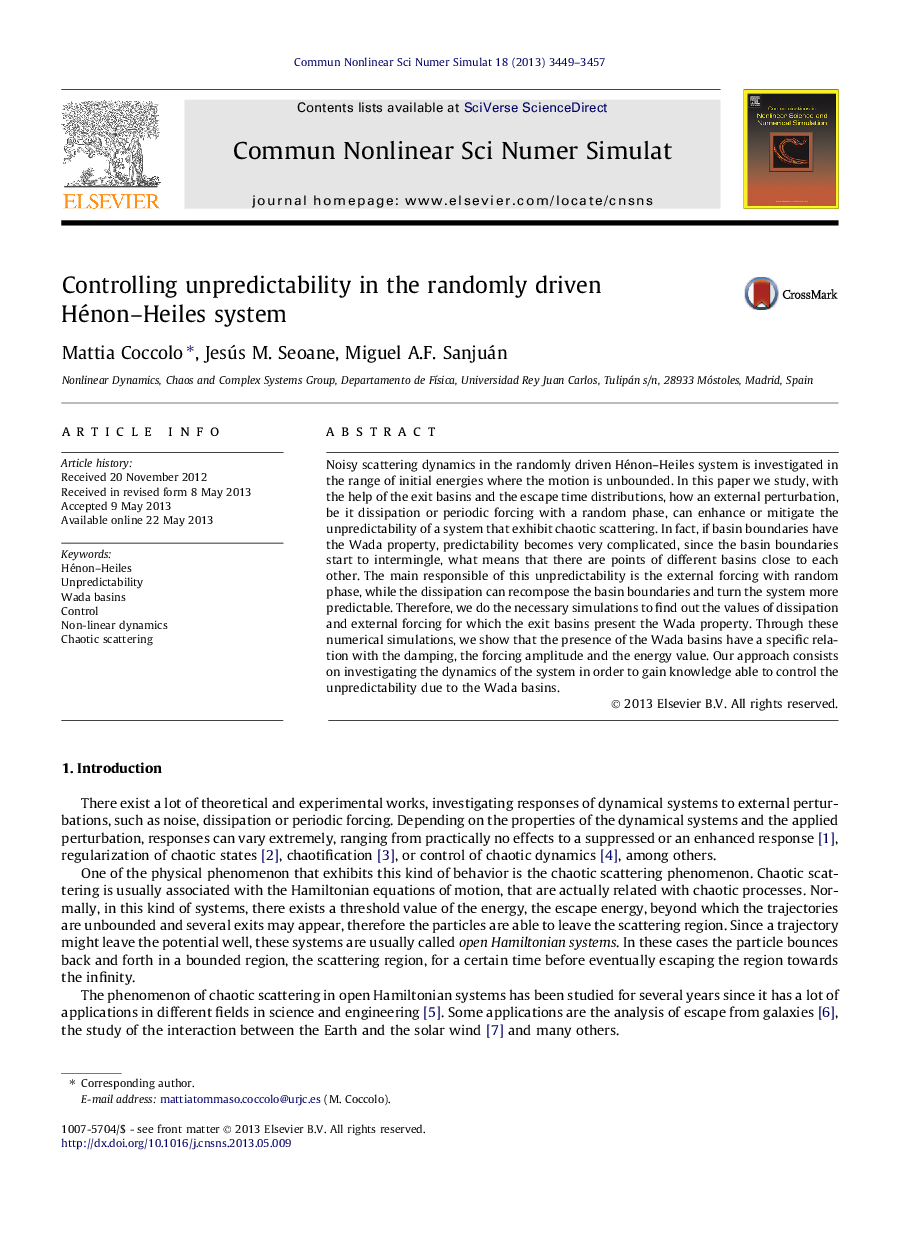 Controlling unpredictability in the randomly driven Hénon–Heiles system