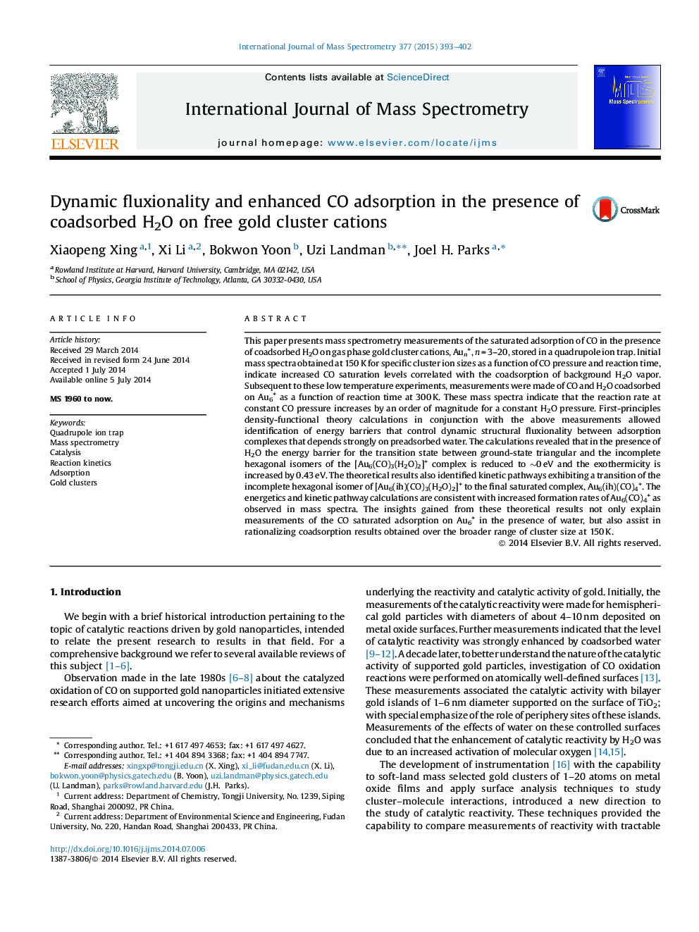 Dynamic fluxionality and enhanced CO adsorption in the presence of coadsorbed H2O on free gold cluster cations