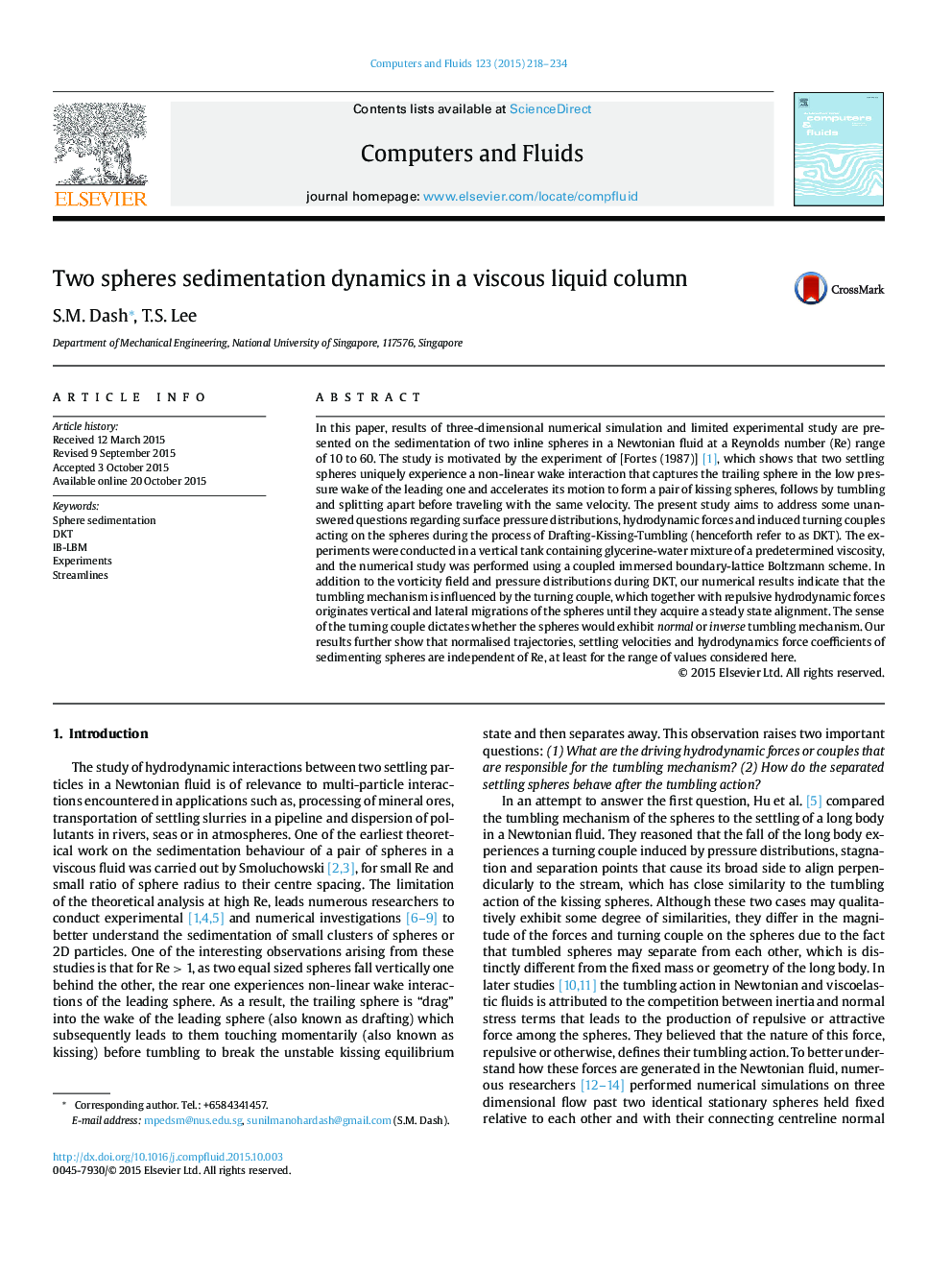 Two spheres sedimentation dynamics in a viscous liquid column