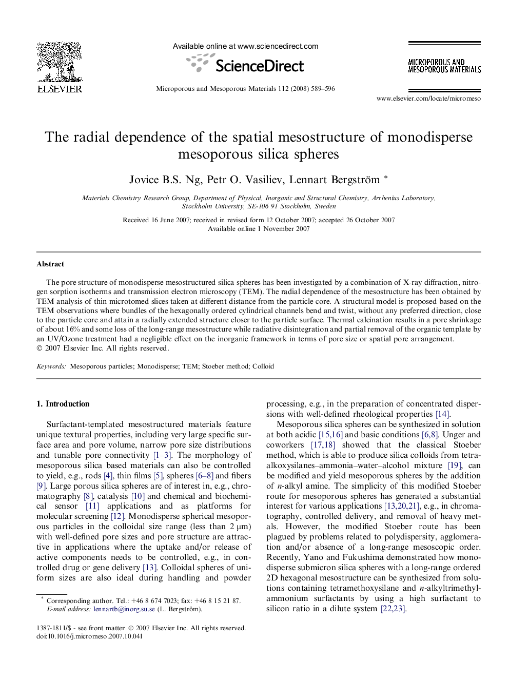 The radial dependence of the spatial mesostructure of monodisperse mesoporous silica spheres