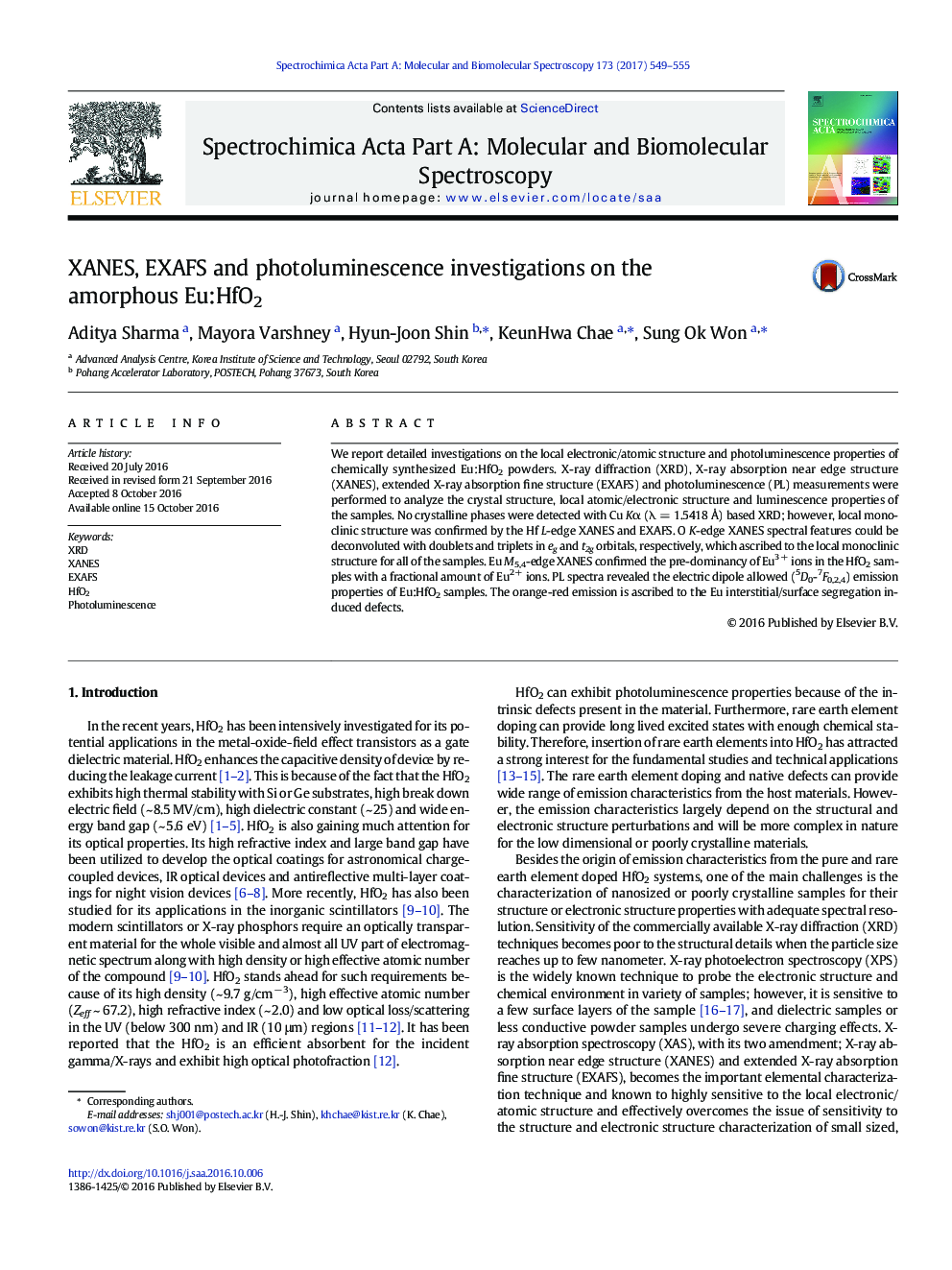 XANES, EXAFS and photoluminescence investigations on the amorphous Eu:HfO2