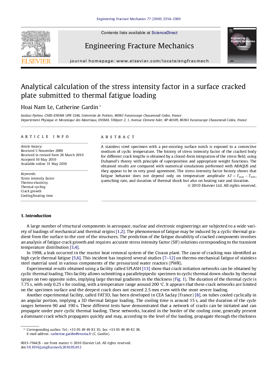 Analytical calculation of the stress intensity factor in a surface cracked plate submitted to thermal fatigue loading