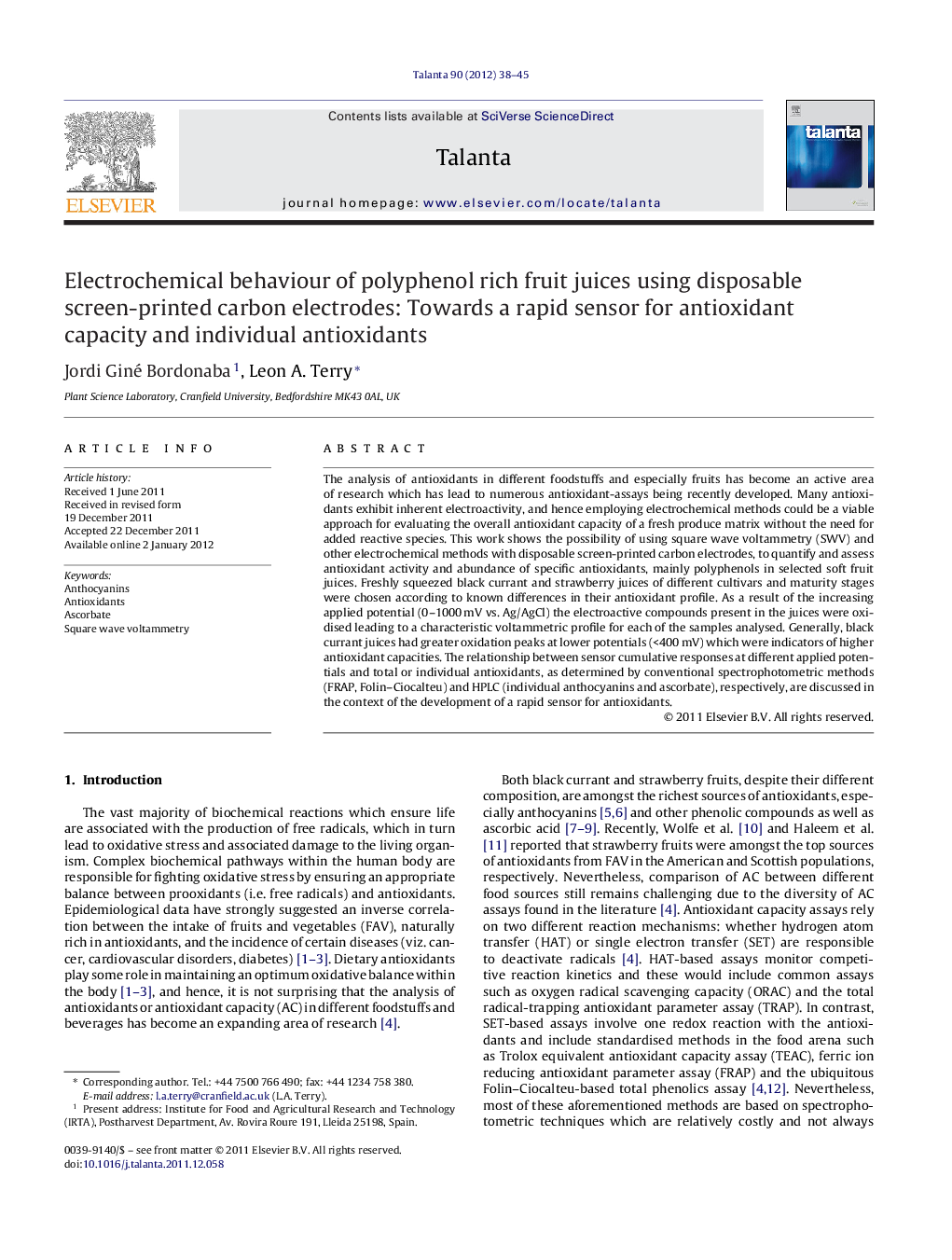 Electrochemical behaviour of polyphenol rich fruit juices using disposable screen-printed carbon electrodes: Towards a rapid sensor for antioxidant capacity and individual antioxidants