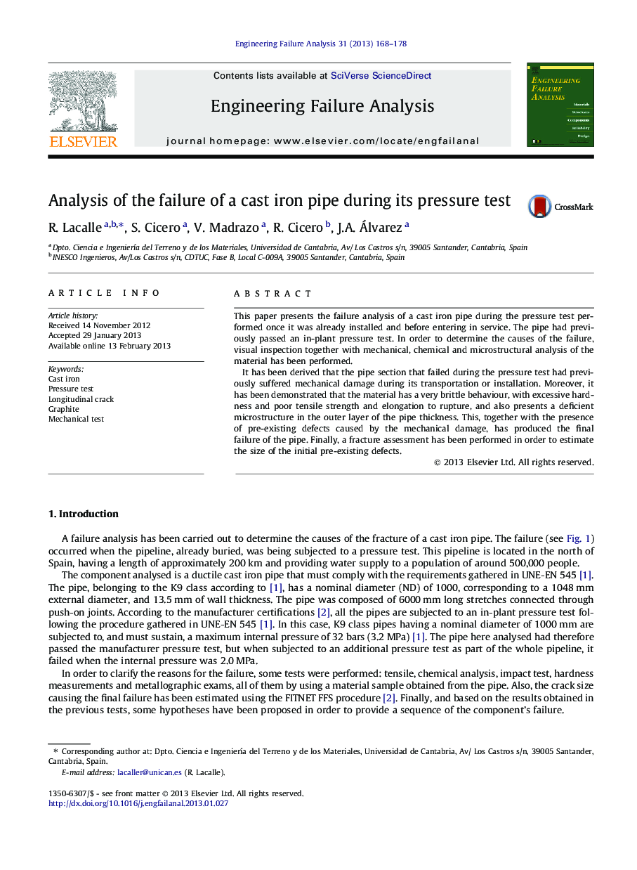 Analysis of the failure of a cast iron pipe during its pressure test