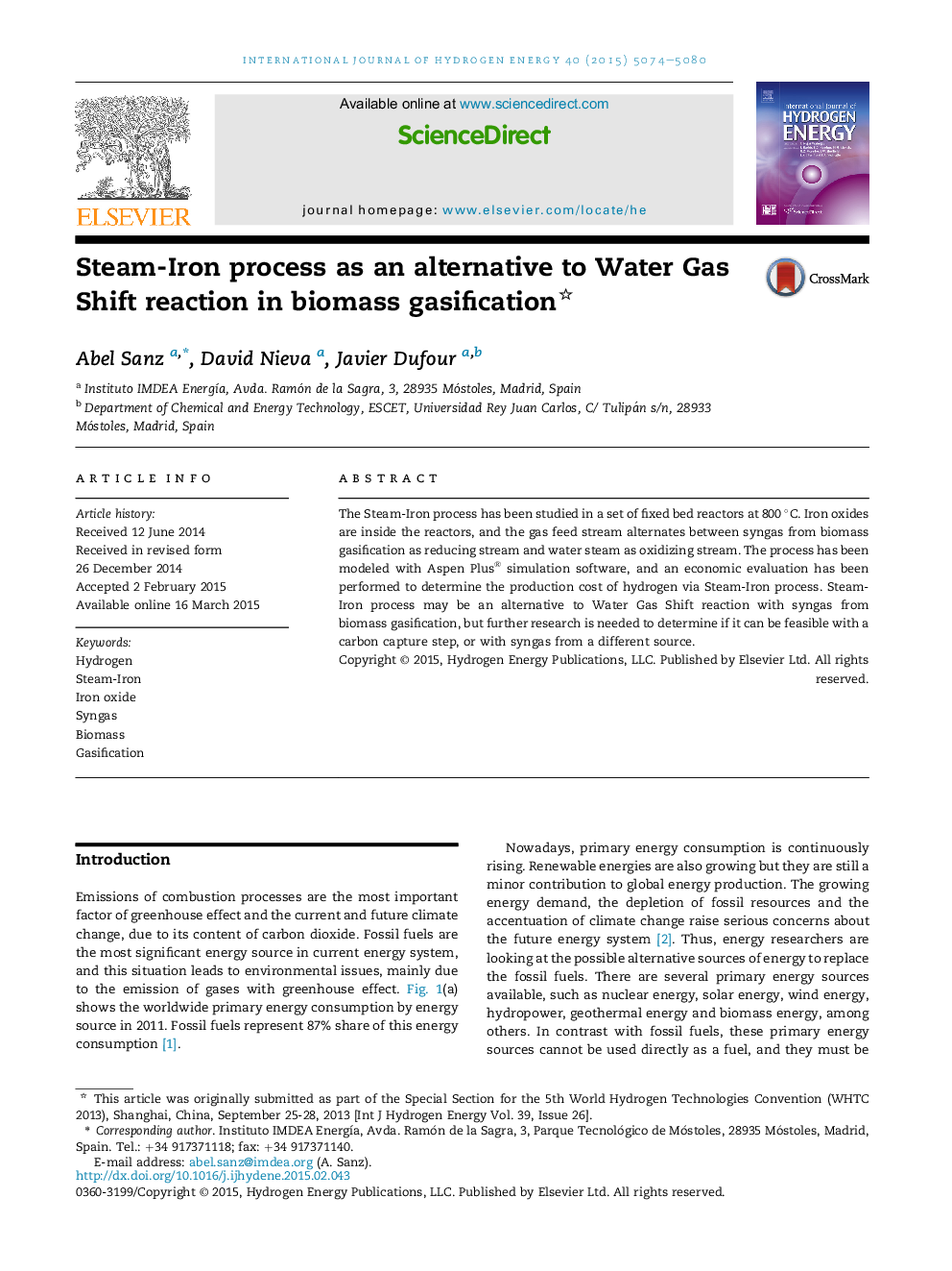 Steam-Iron process as an alternative to Water Gas Shift reaction in biomass gasification