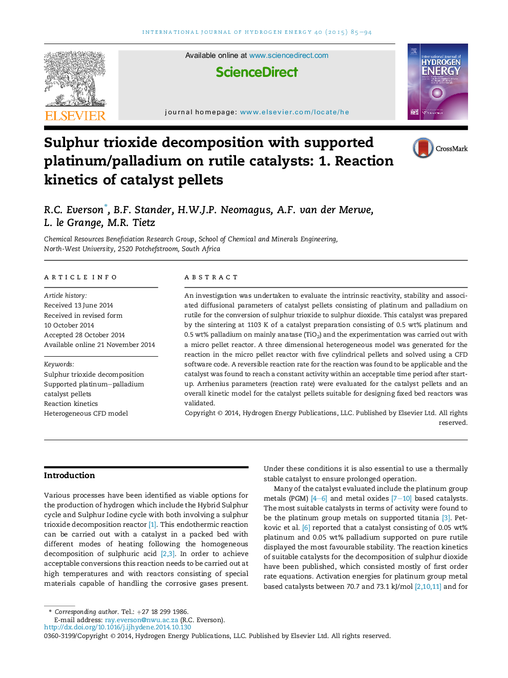 Sulphur trioxide decomposition with supported platinum/palladium on rutile catalysts: 1. Reaction kinetics of catalyst pellets