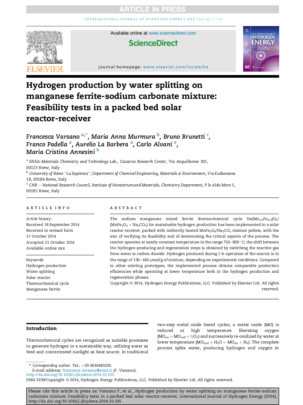 Hydrogen production by water splitting on manganese ferrite-sodium carbonate mixture: Feasibility tests in a packed bed solar reactor-receiver