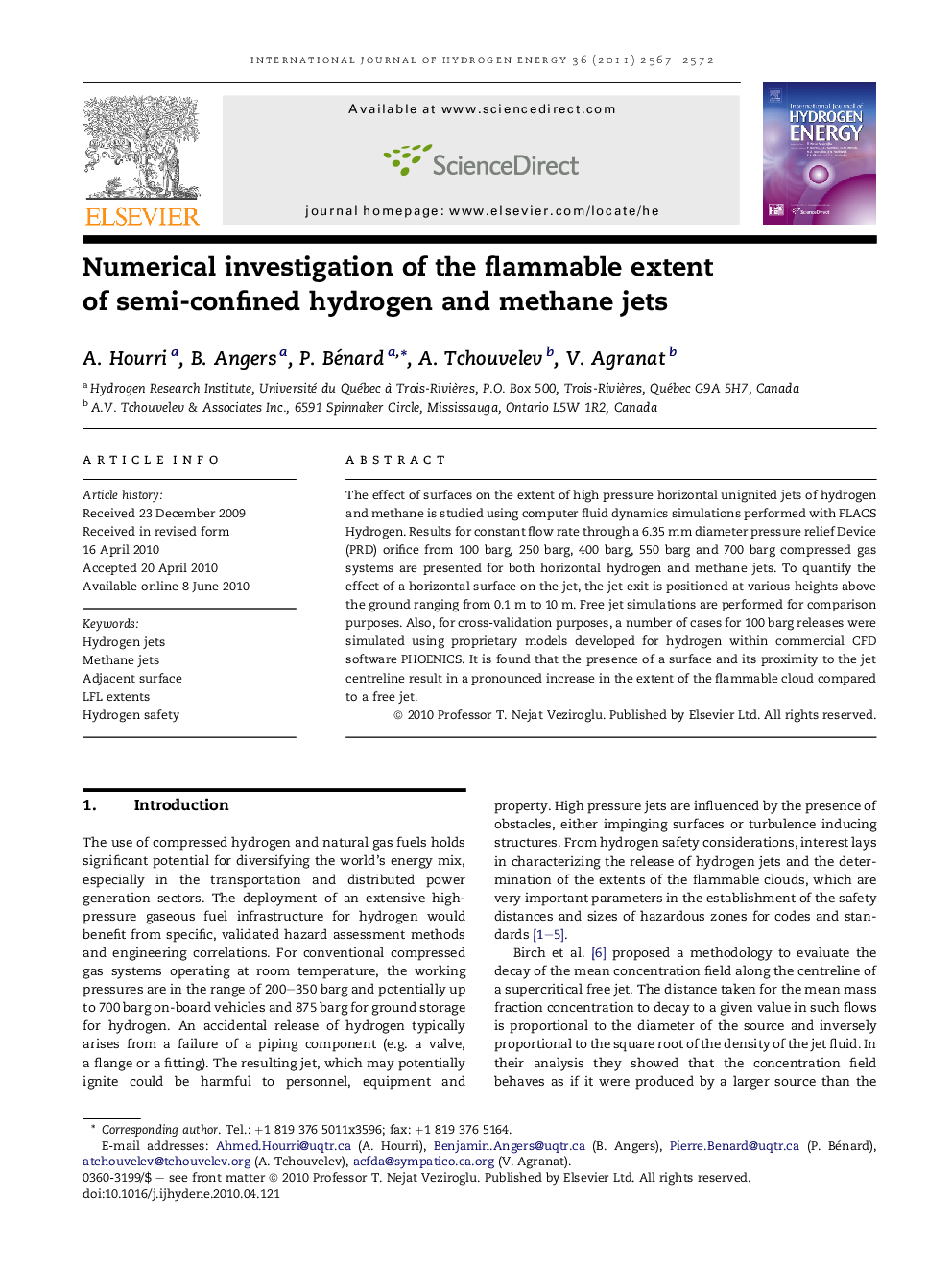 Numerical investigation of the flammable extent of semi-confined hydrogen and methane jets