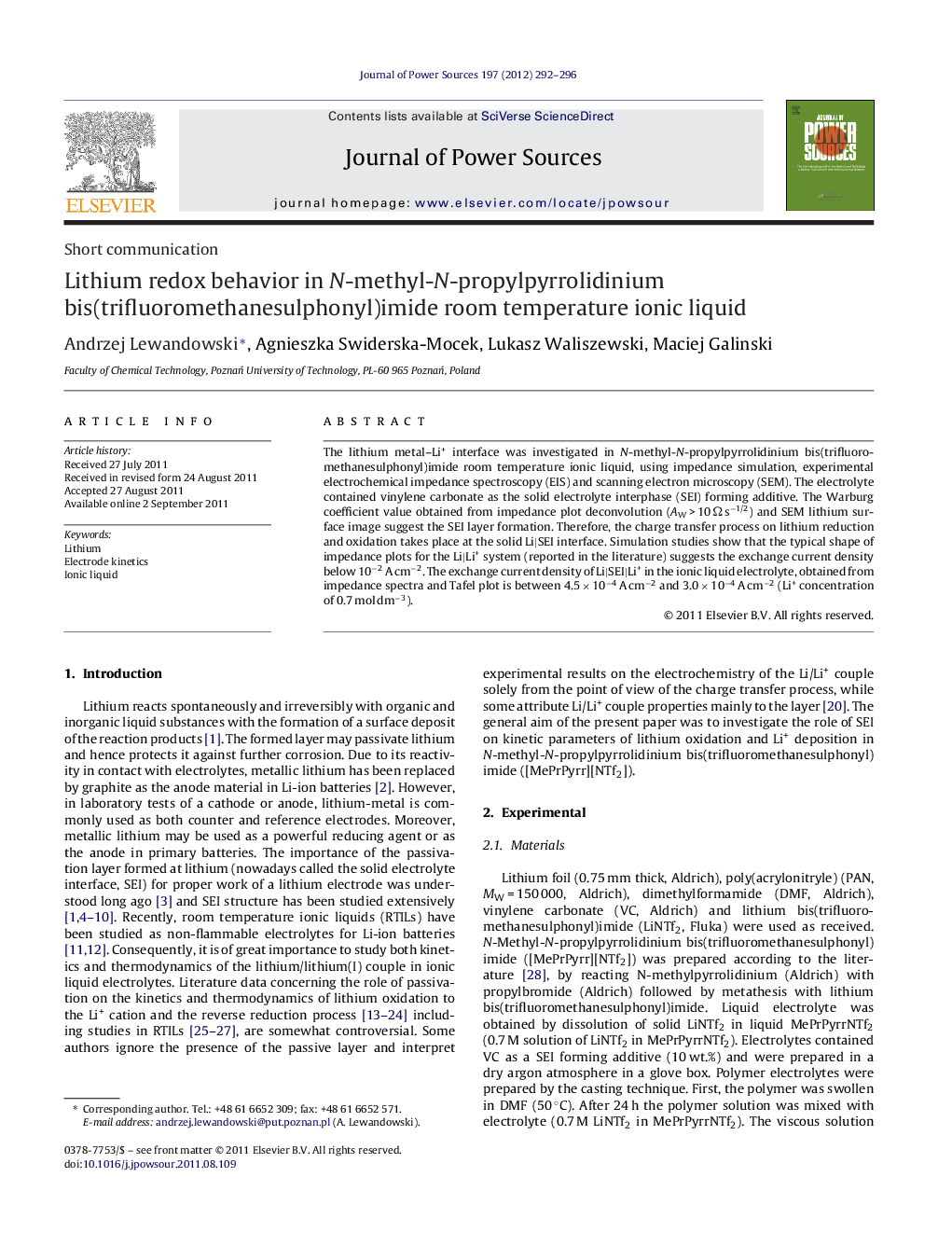 Lithium redox behavior in N-methyl-N-propylpyrrolidinium bis(trifluoromethanesulphonyl)imide room temperature ionic liquid