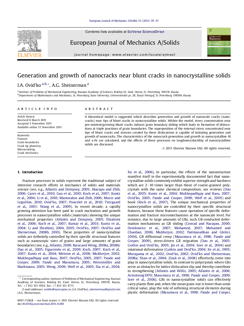 Generation and growth of nanocracks near blunt cracks in nanocrystalline solids