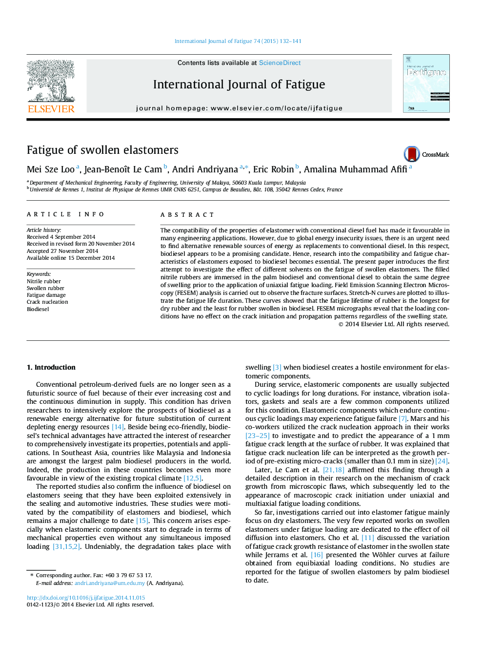 Fatigue of swollen elastomers