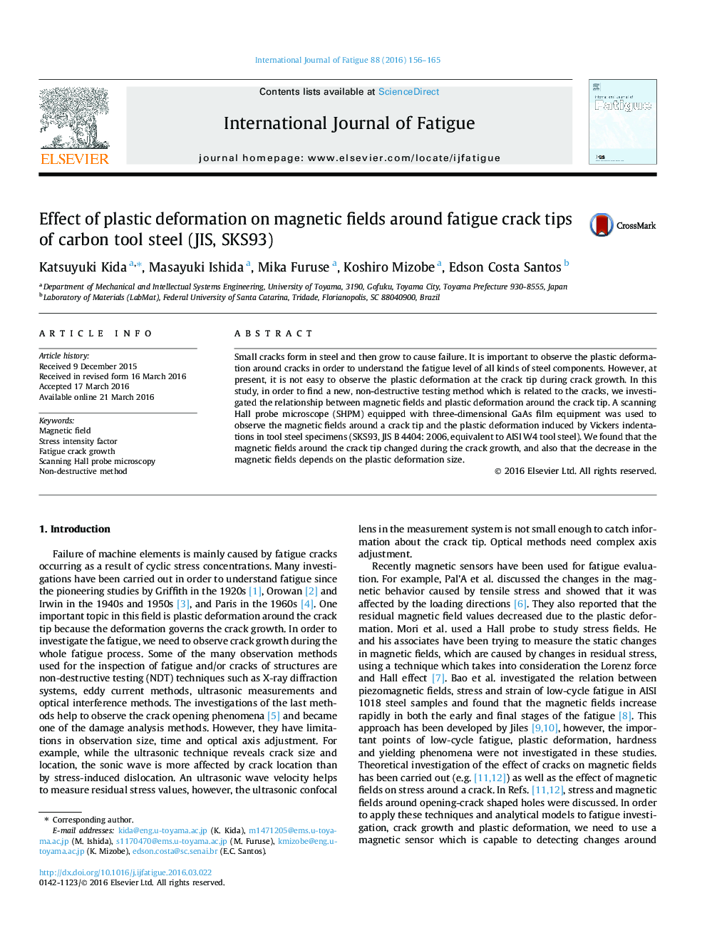 Effect of plastic deformation on magnetic fields around fatigue crack tips of carbon tool steel (JIS, SKS93)