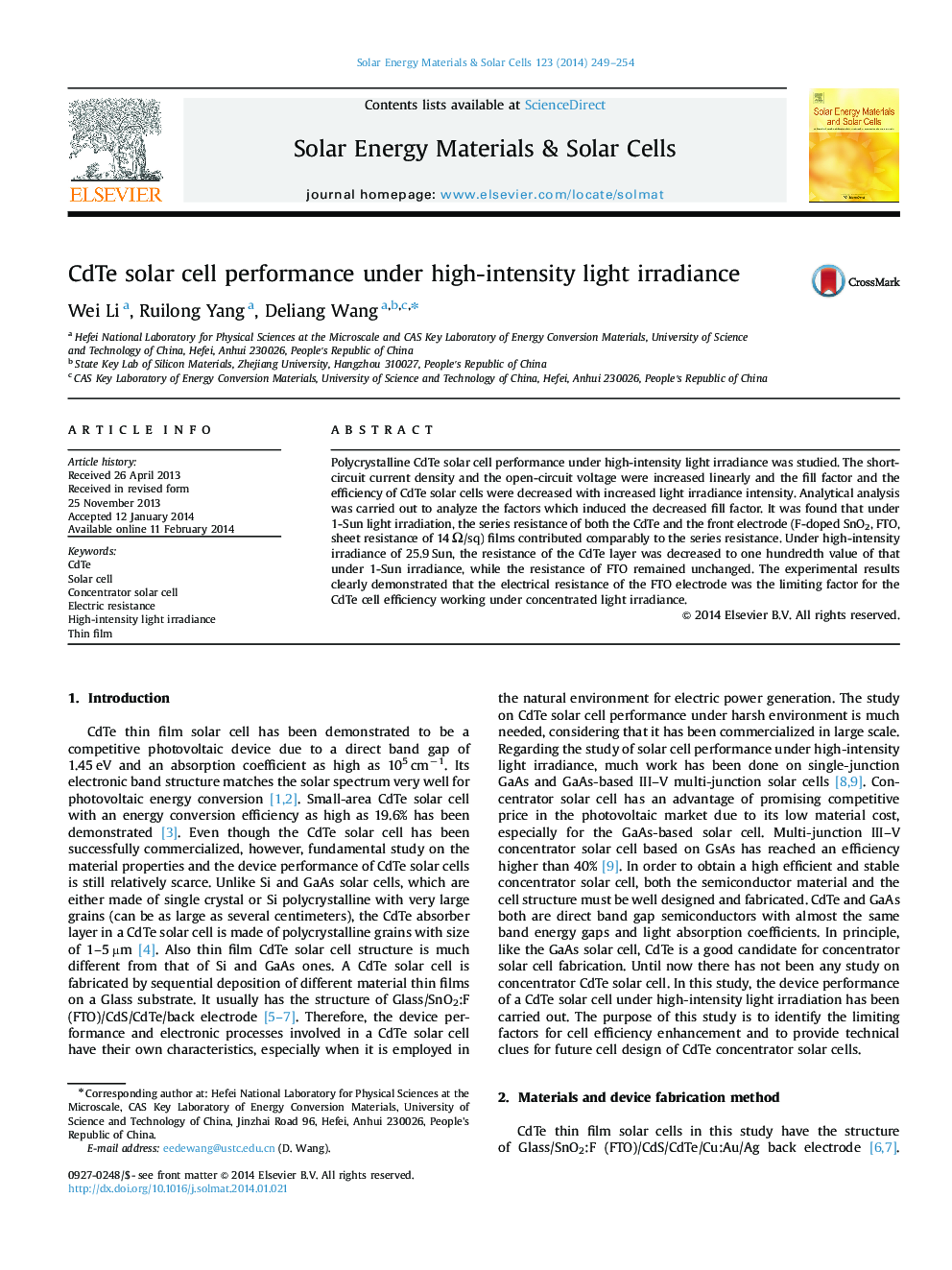 CdTe solar cell performance under high-intensity light irradiance