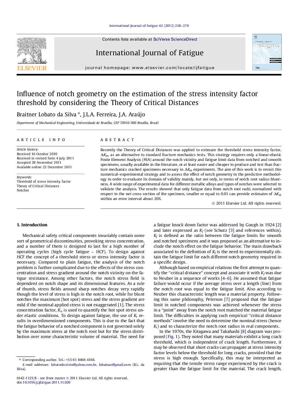 Influence of notch geometry on the estimation of the stress intensity factor threshold by considering the Theory of Critical Distances