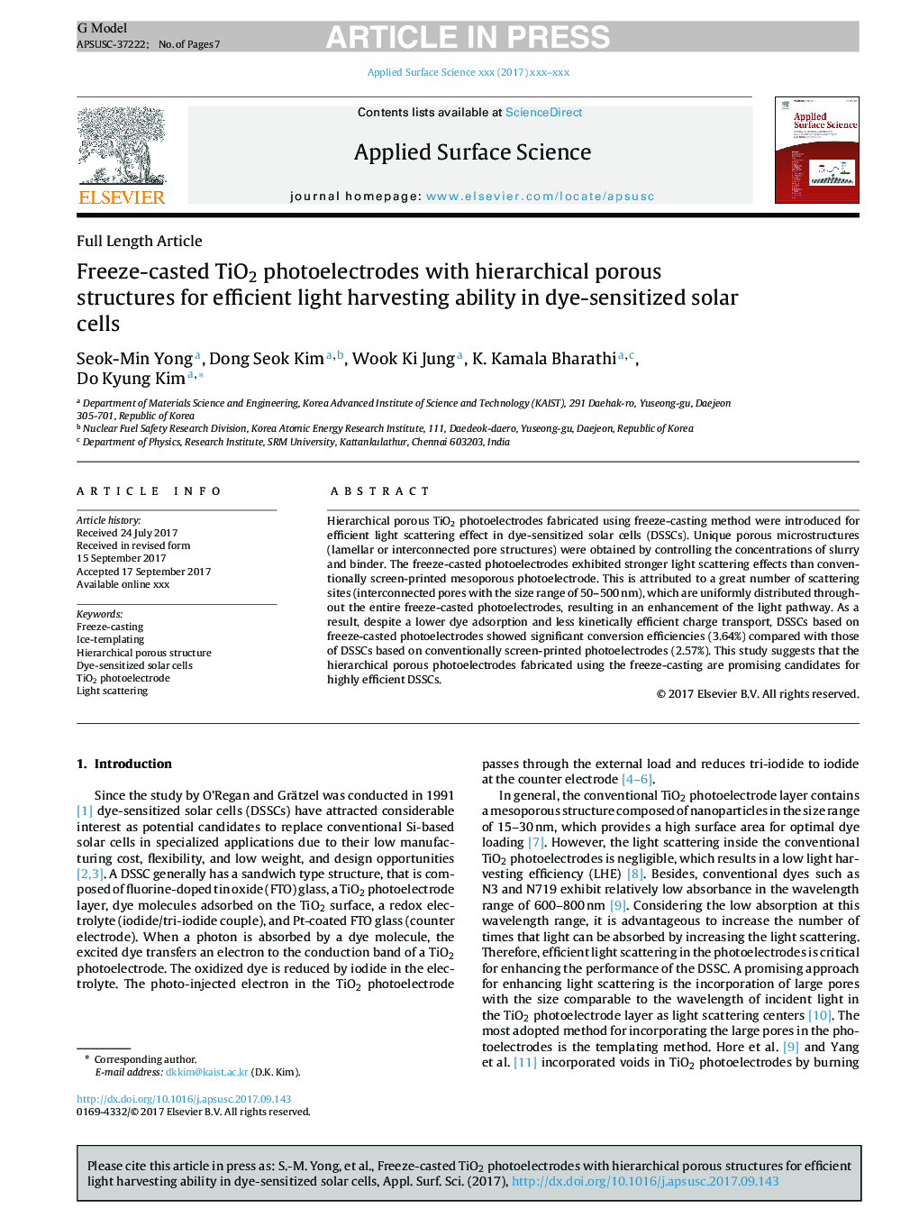 Freeze-casted TiO2 photoelectrodes with hierarchical porous structures for efficient light harvesting ability in dye-sensitized solar cells