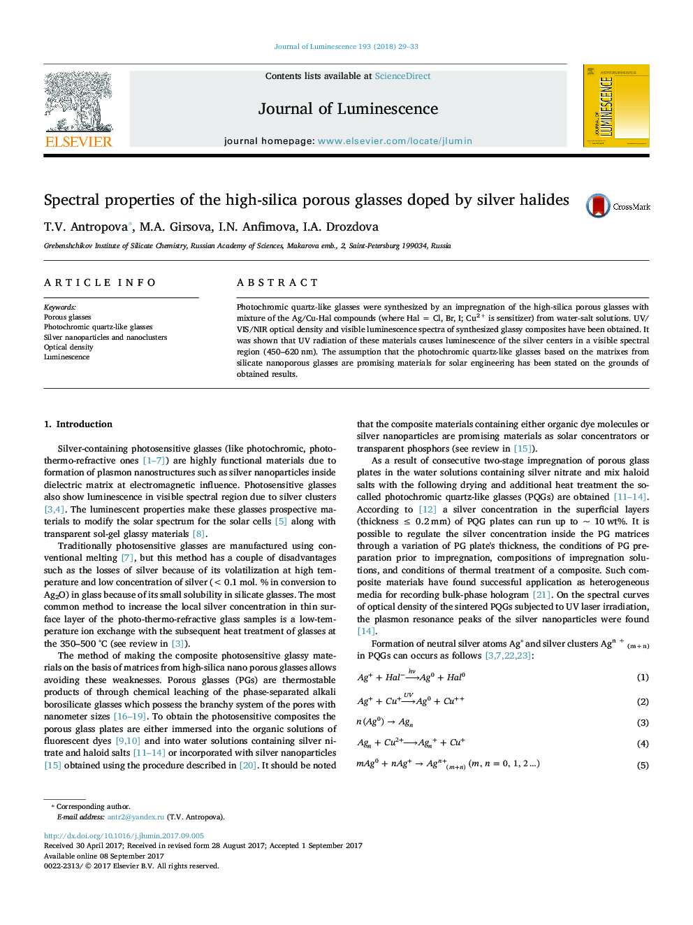 Spectral properties of the high-silica porous glasses doped by silver halides