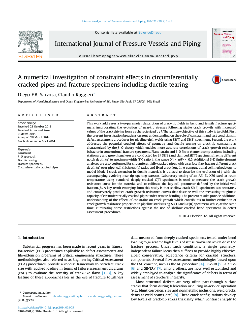 A numerical investigation of constraint effects in circumferentially cracked pipes and fracture specimens including ductile tearing