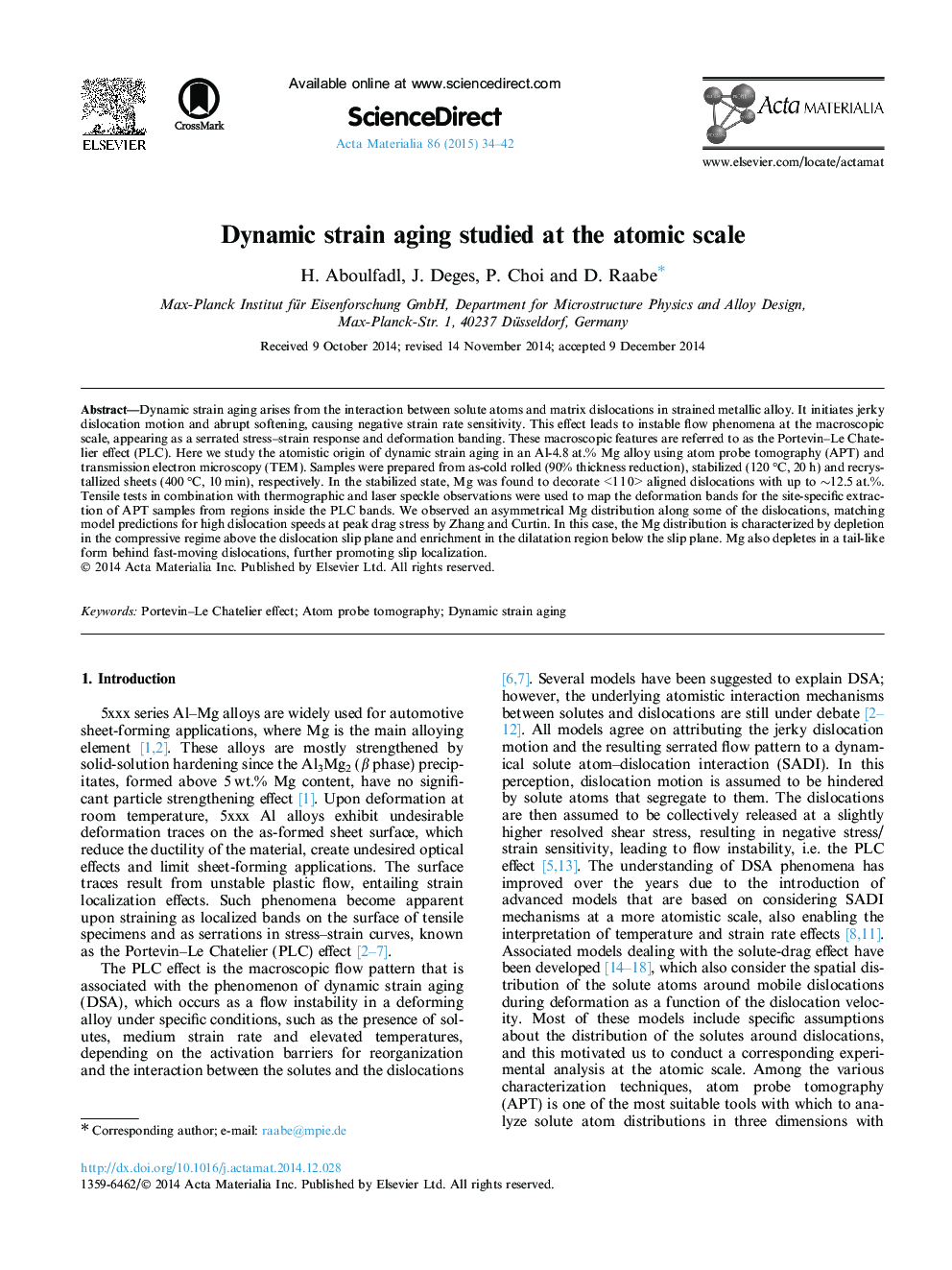 Dynamic strain aging studied at the atomic scale