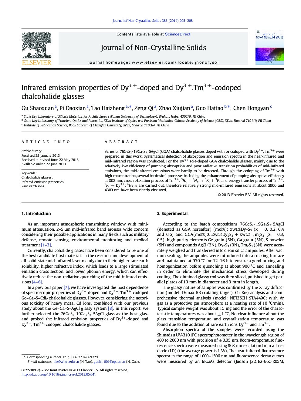 Infrared emission properties of Dy3Â +-doped and Dy3Â +,Tm3Â +-codoped chalcohalide glasses